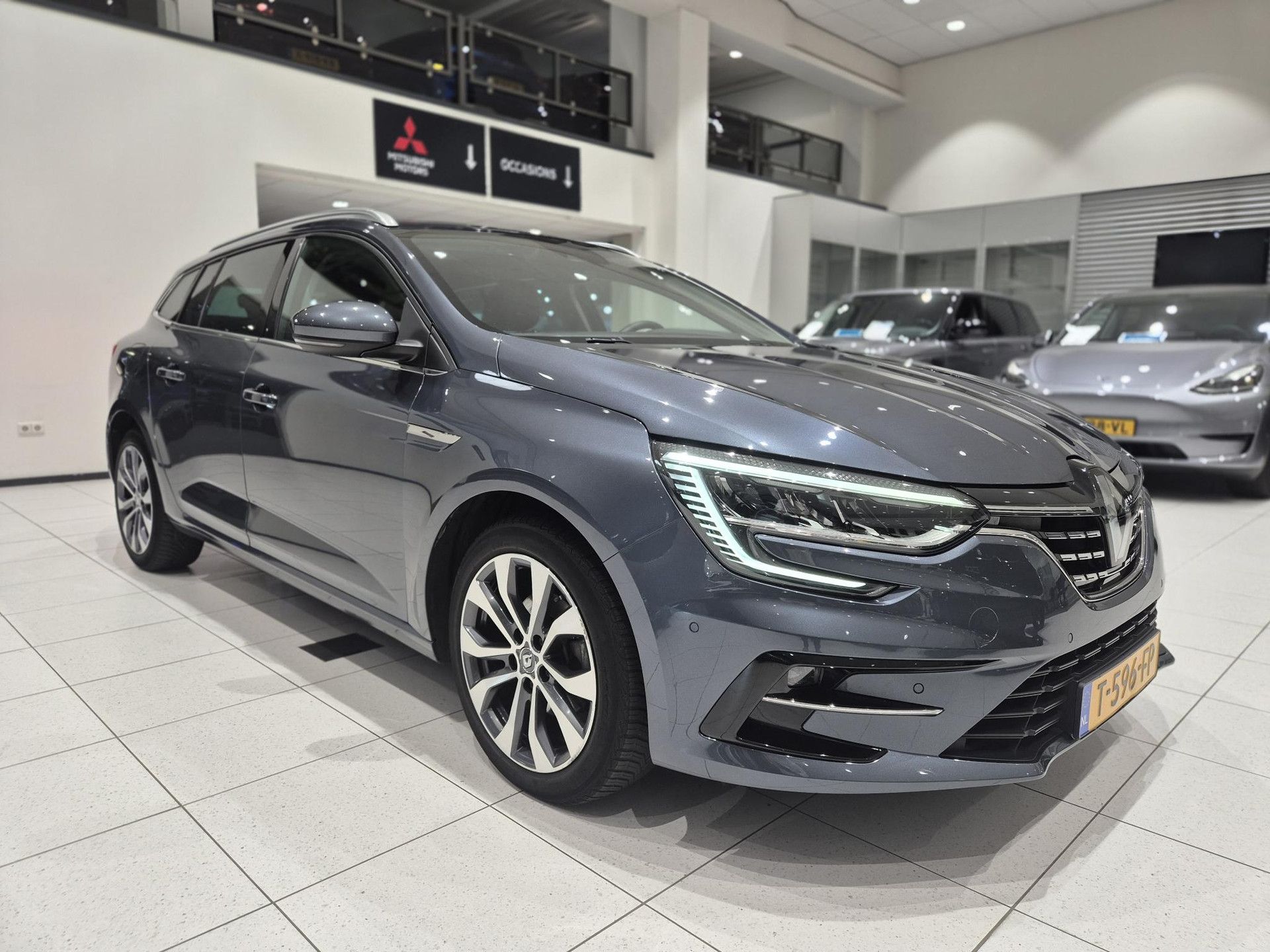 Renault MéganeEstate met kenteken T-596-FP – autofoto 5