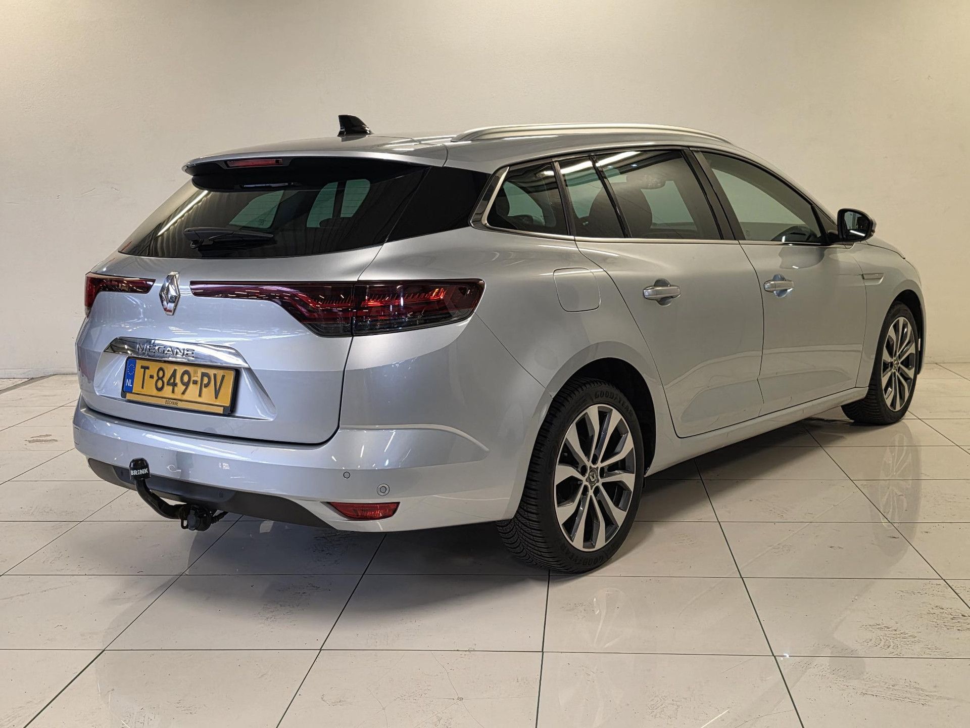 Renault MéganeEstate met kenteken T-849-PV – autofoto 5