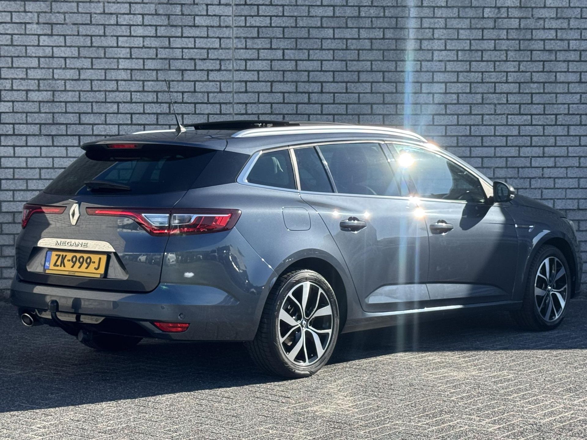 Renault MéganeEstate met kenteken ZK-999-J – autofoto 2