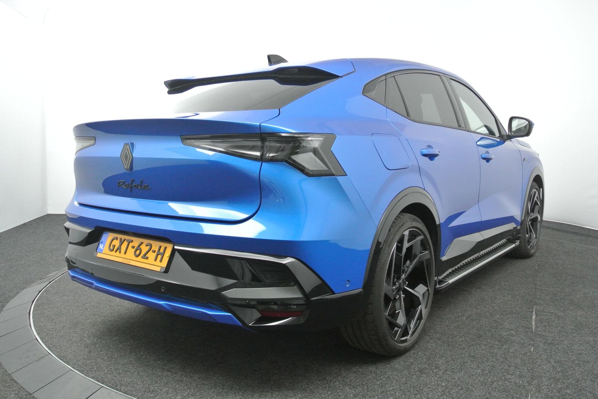 Renault Rafale met kenteken GXT-62-H – autofoto 2