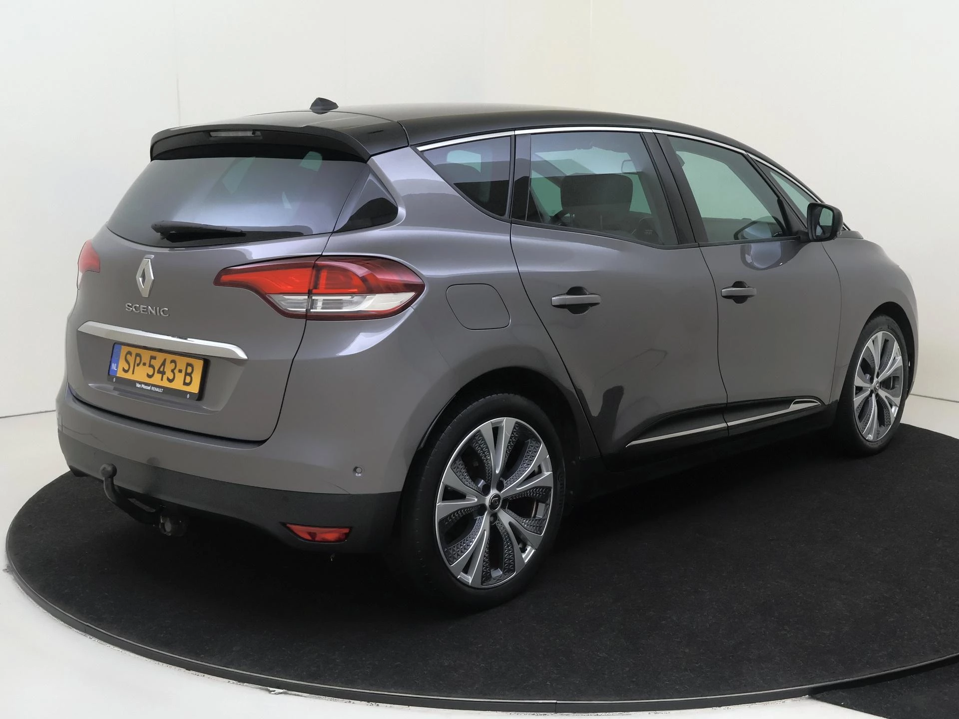 Renault Scénic met kenteken 55100 – autofoto 5