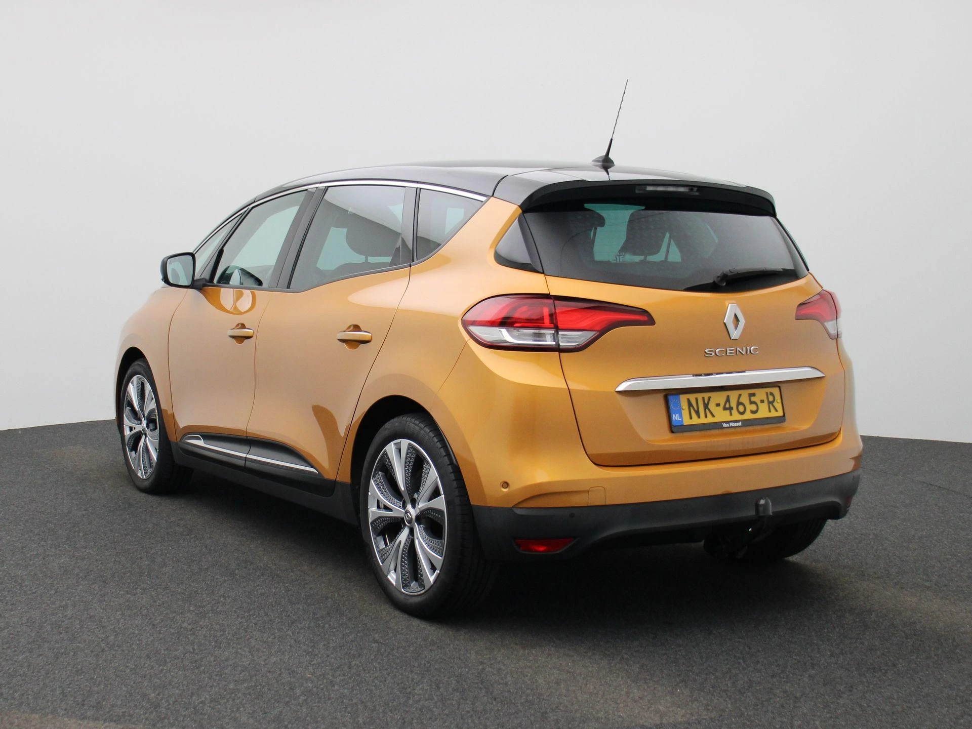 Renault Scénic met kenteken 58100 – autofoto 3