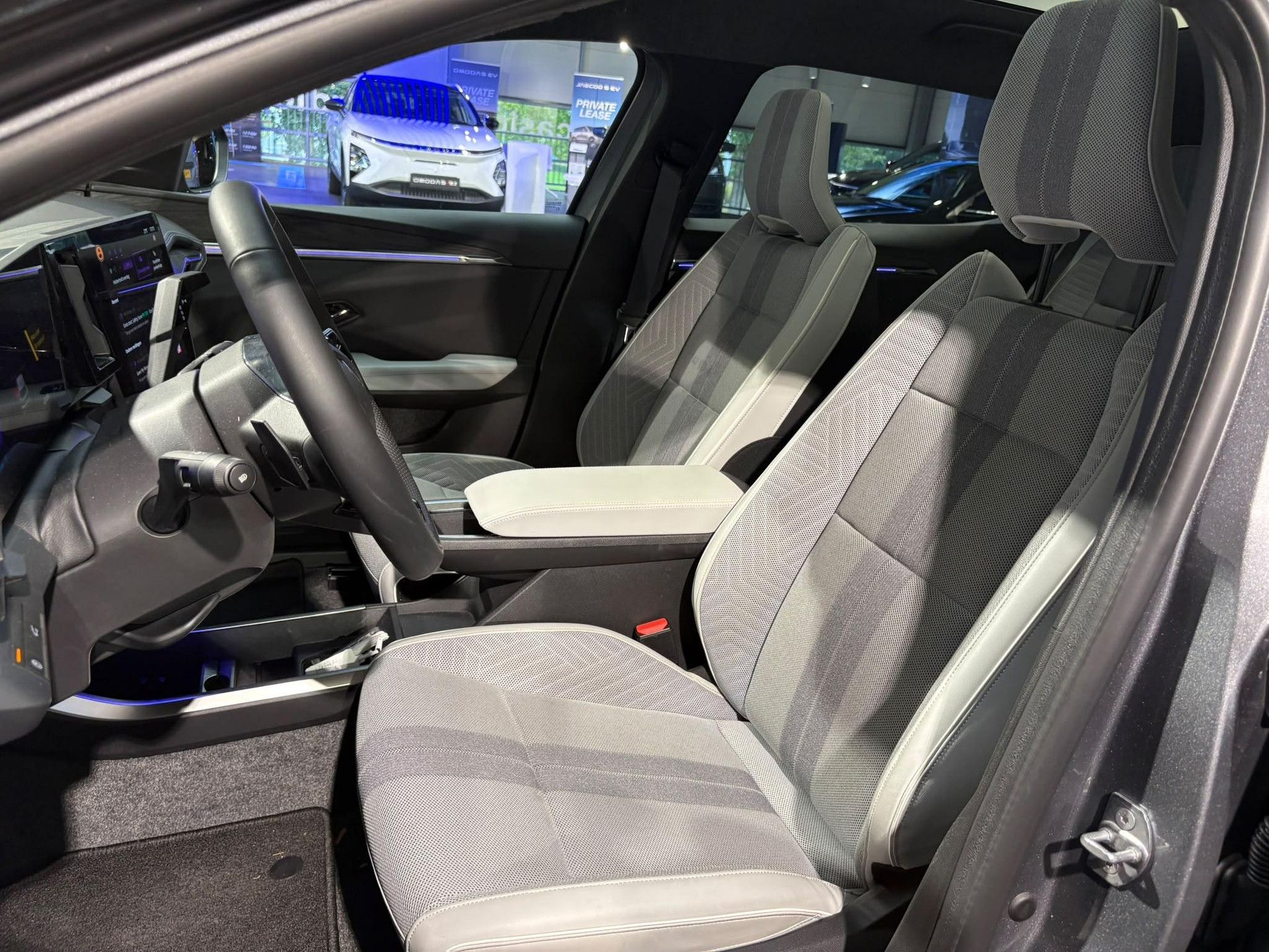 Renault Scénic met kenteken HVF-32-L – autofoto 5