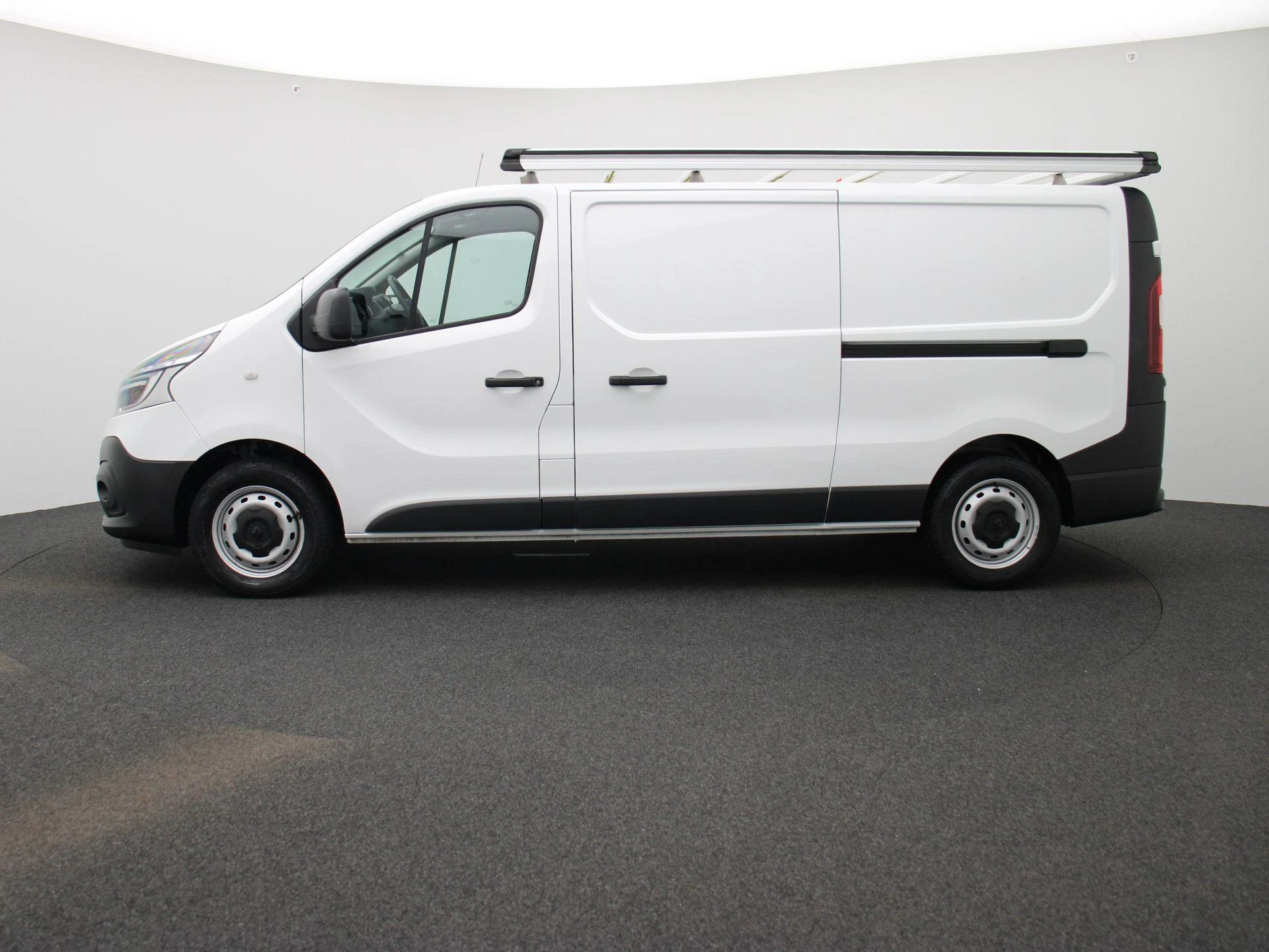 Renault Trafic – autofoto 5