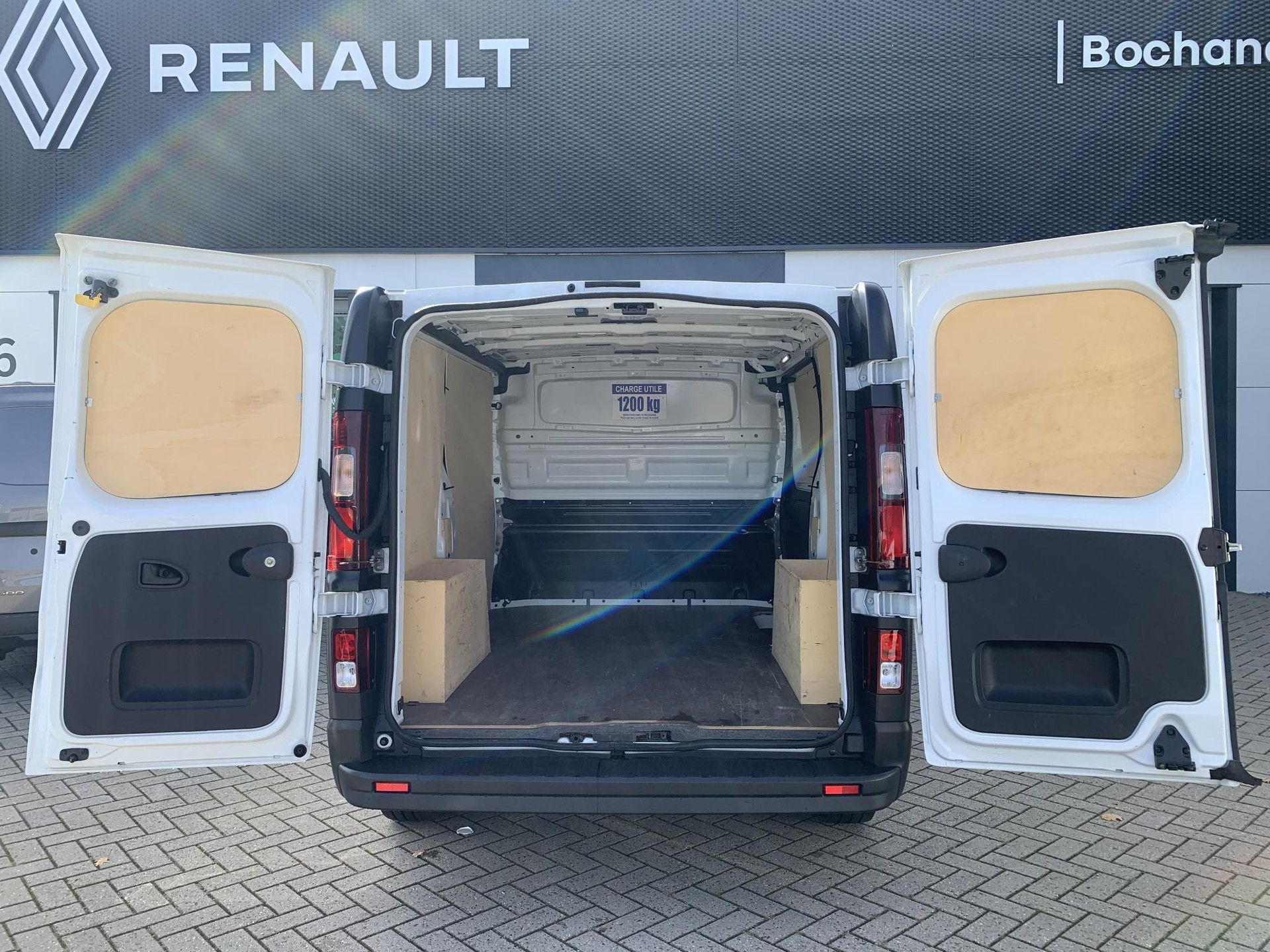 Renault Trafic met kenteken V-16-RGF – autofoto 5