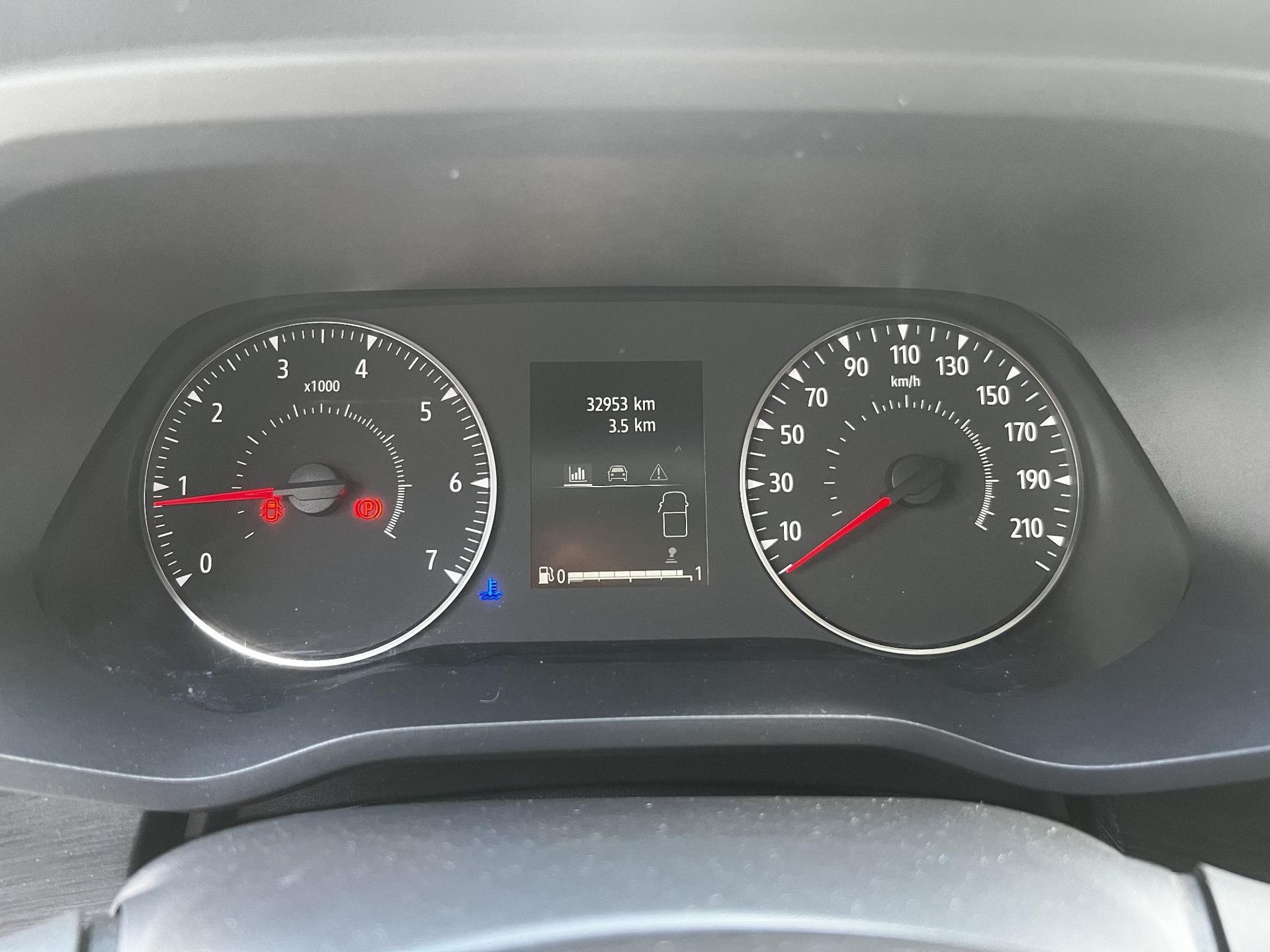 Renault Trafic met kenteken V-59-RHD – autofoto 3