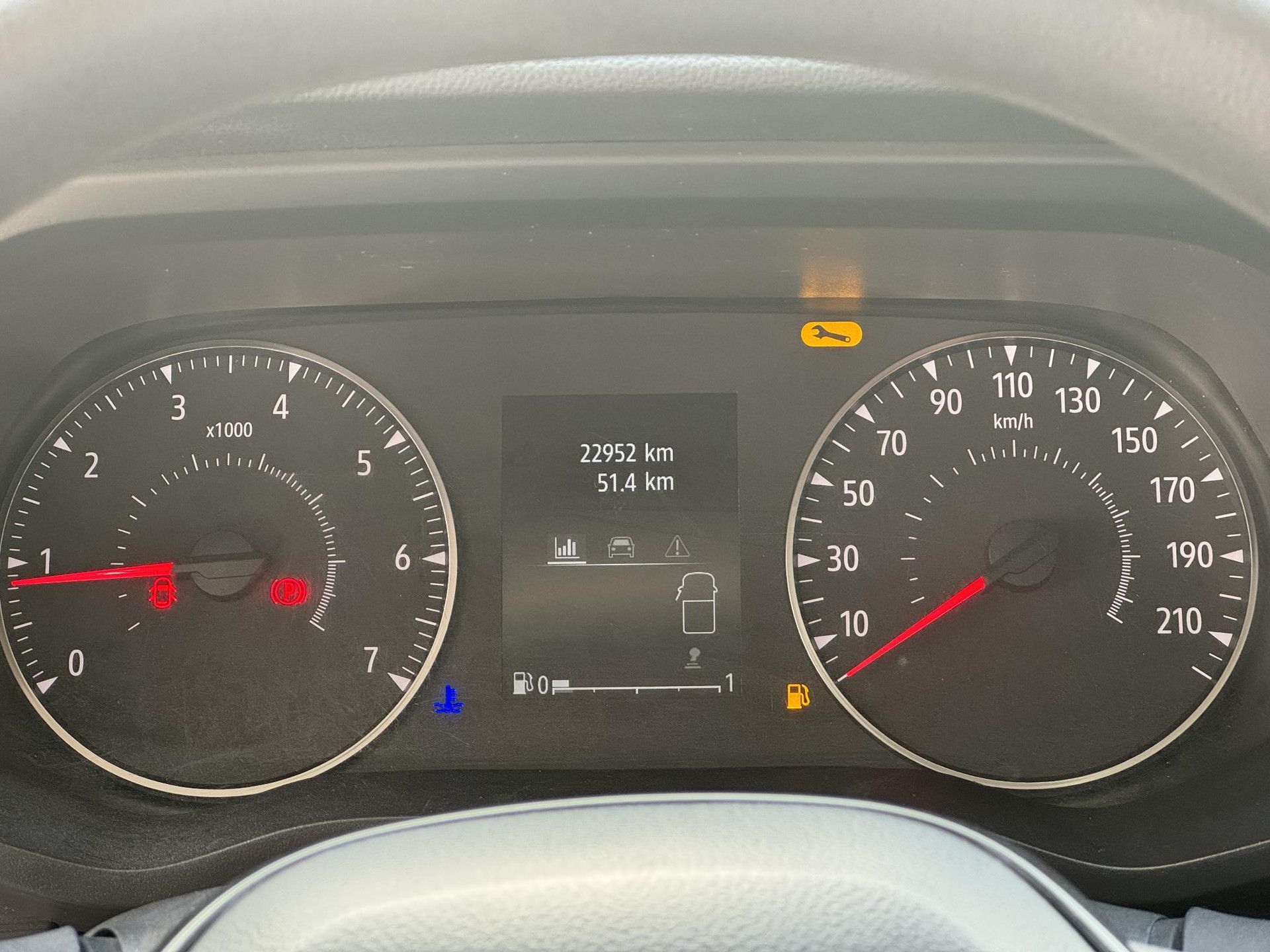Renault Trafic met kenteken V-60-RHD – autofoto 5