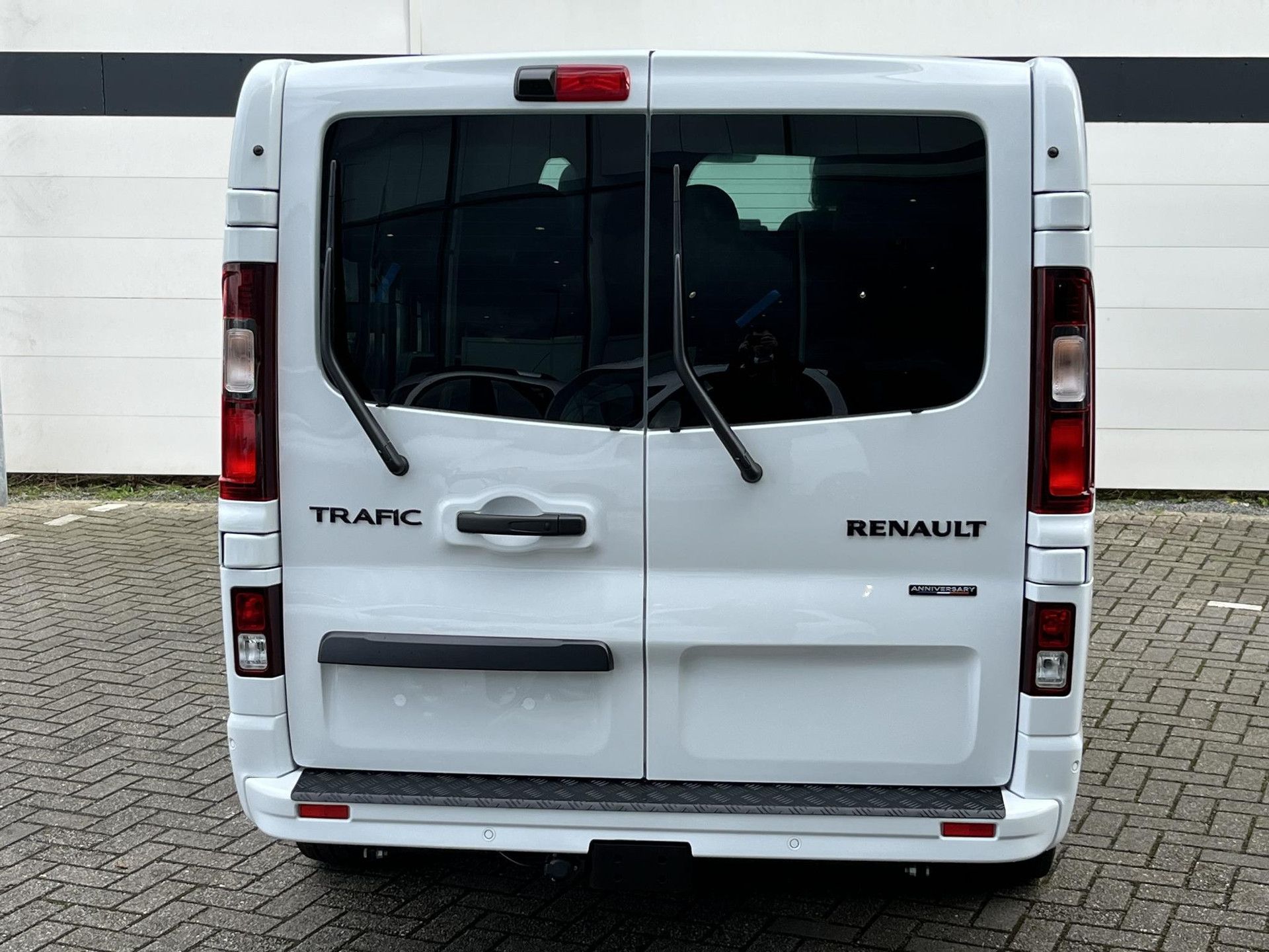 Renault Trafic met kenteken V-71-KRG – autofoto 5