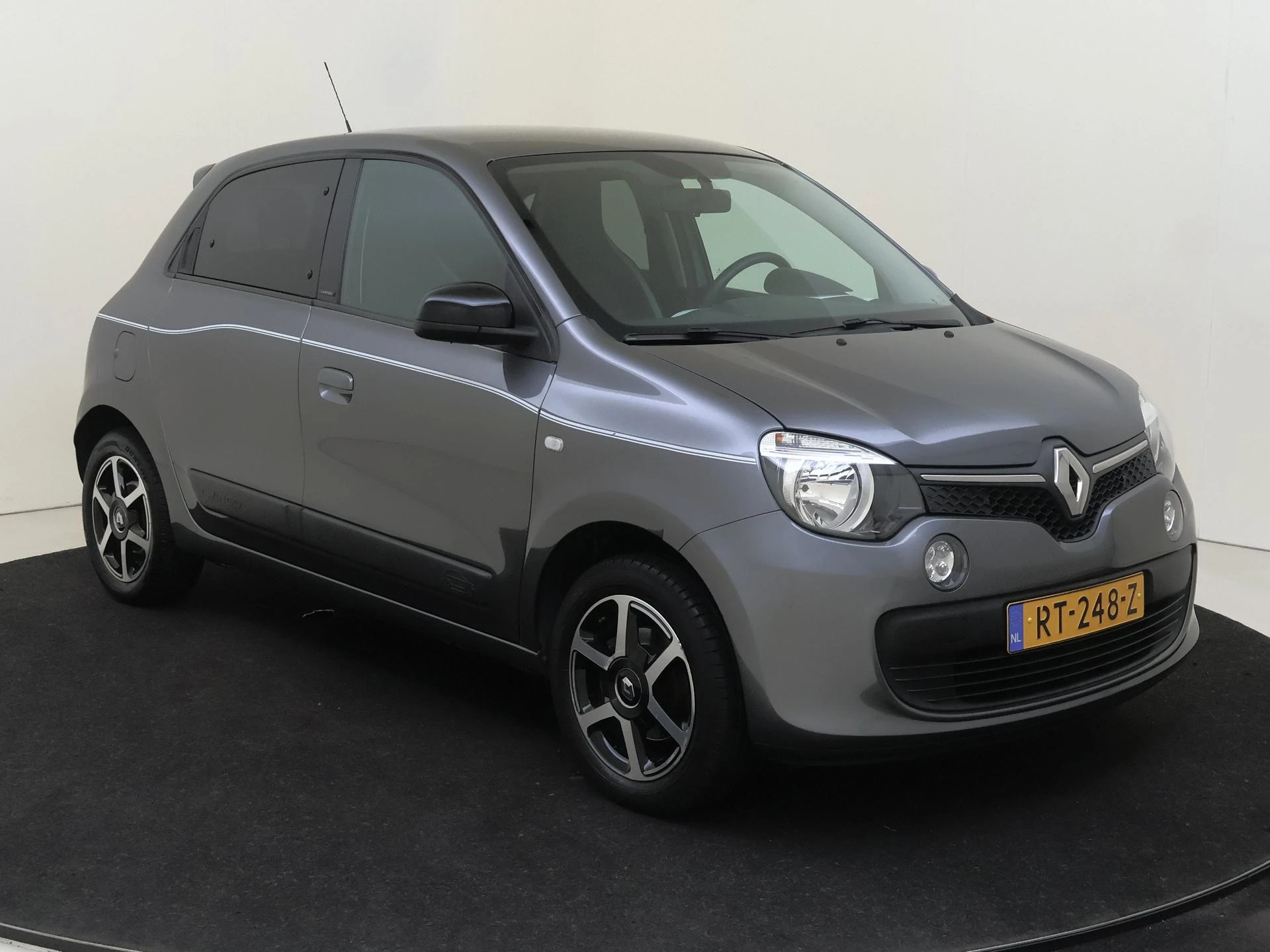 Renault Twingo met kenteken 50100 – autofoto 3