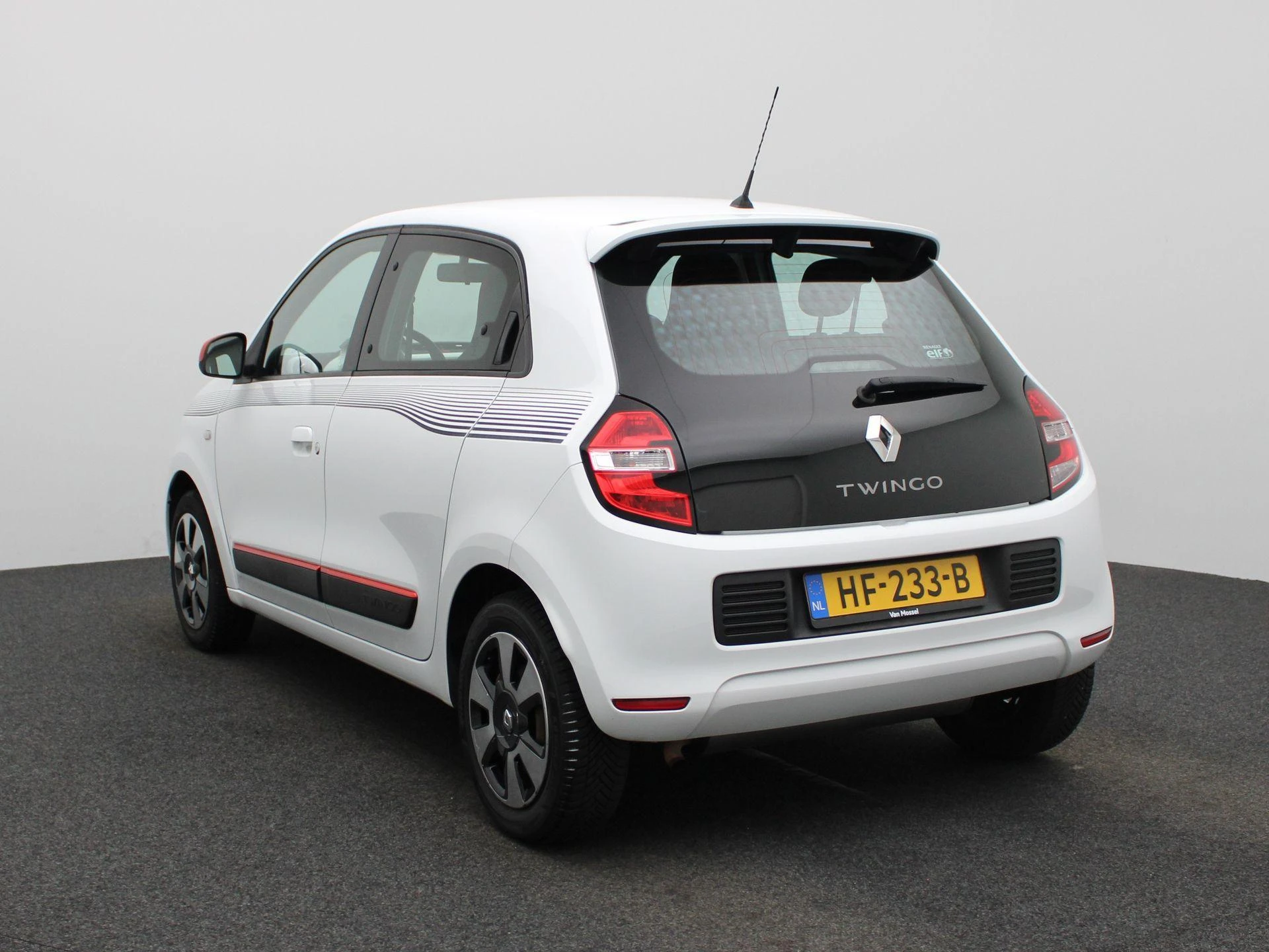Renault Twingo met kenteken 50100 – autofoto 3