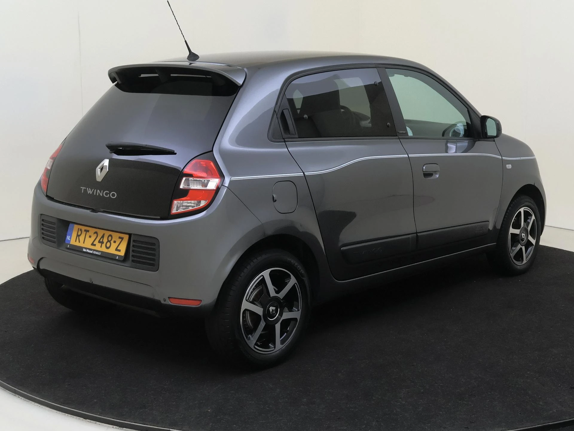Renault Twingo met kenteken 50100 – autofoto 5