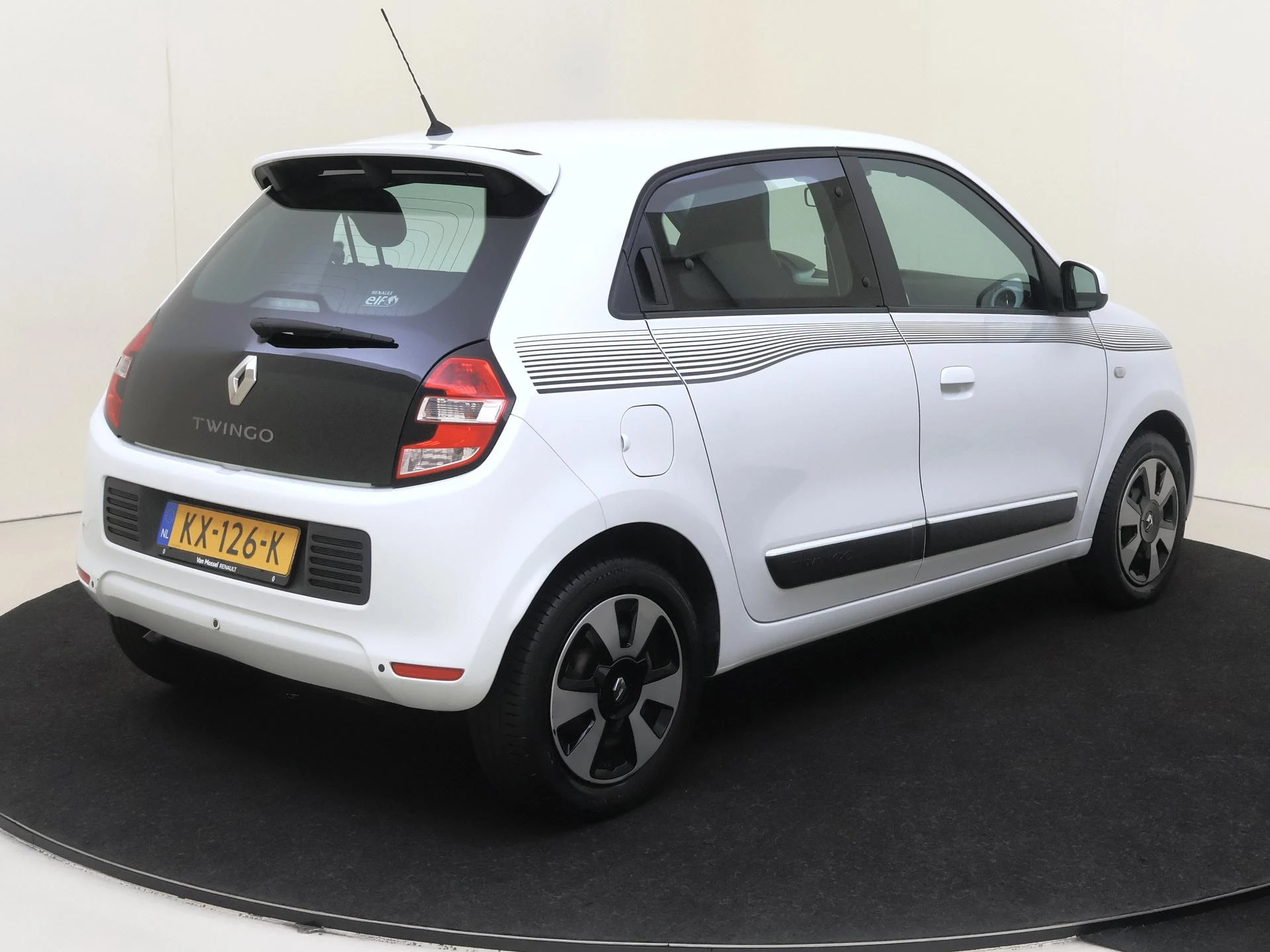 Renault Twingo met kenteken 50100 – autofoto 5