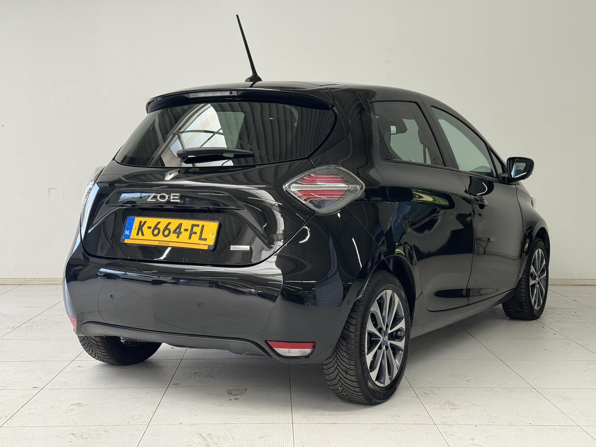 Renault ZOE met kenteken K-664-FL – autofoto 2