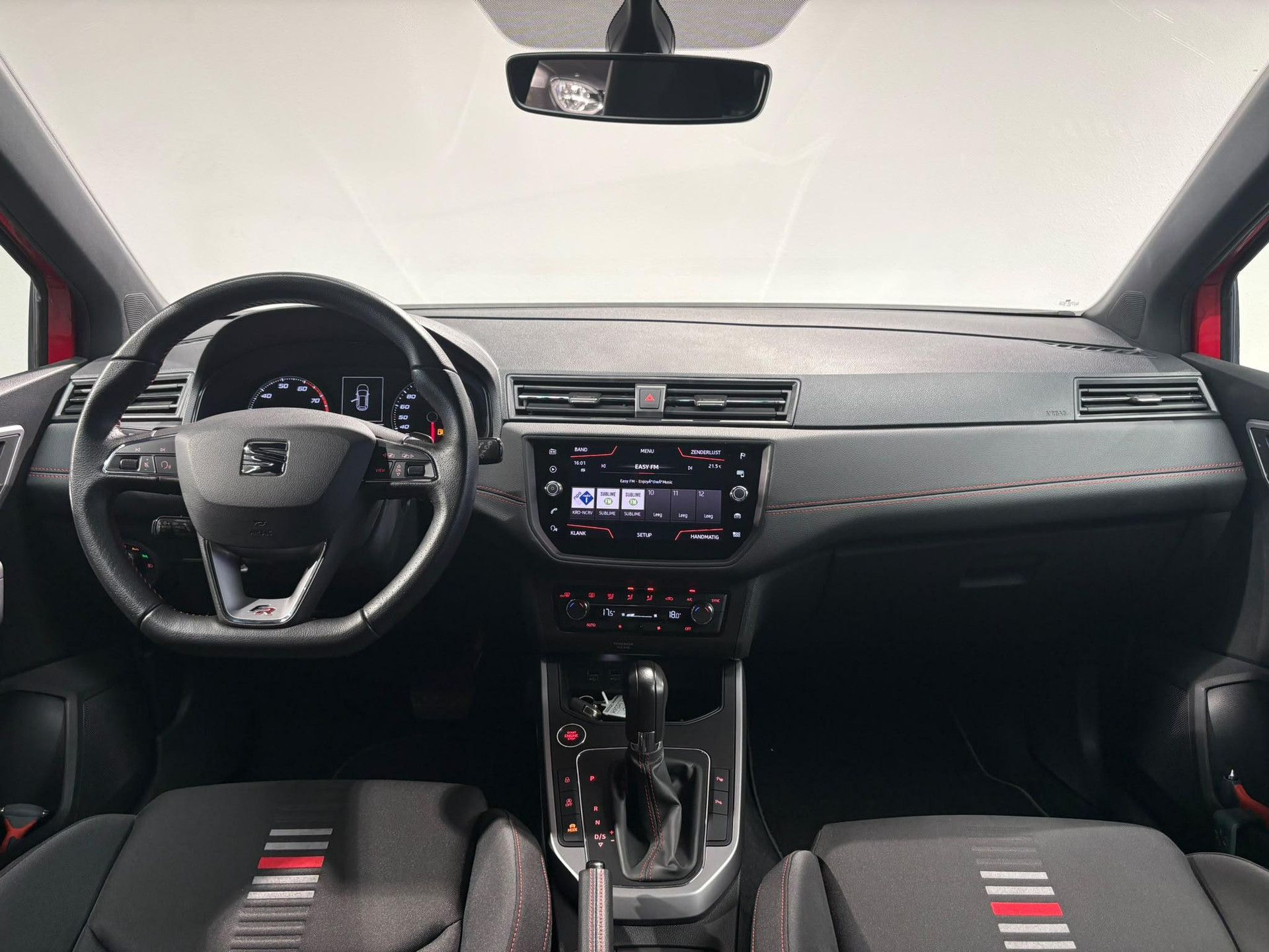 SEAT Arona met kenteken H-393-DX – autofoto 3