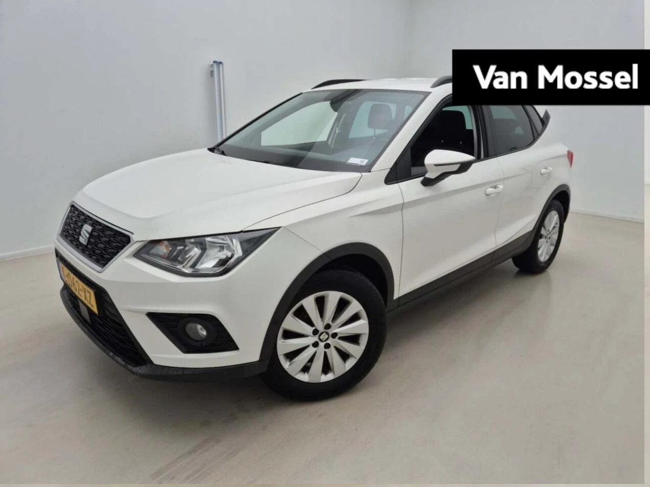 SEAT Arona met kenteken L-062-XZ – autofoto 2