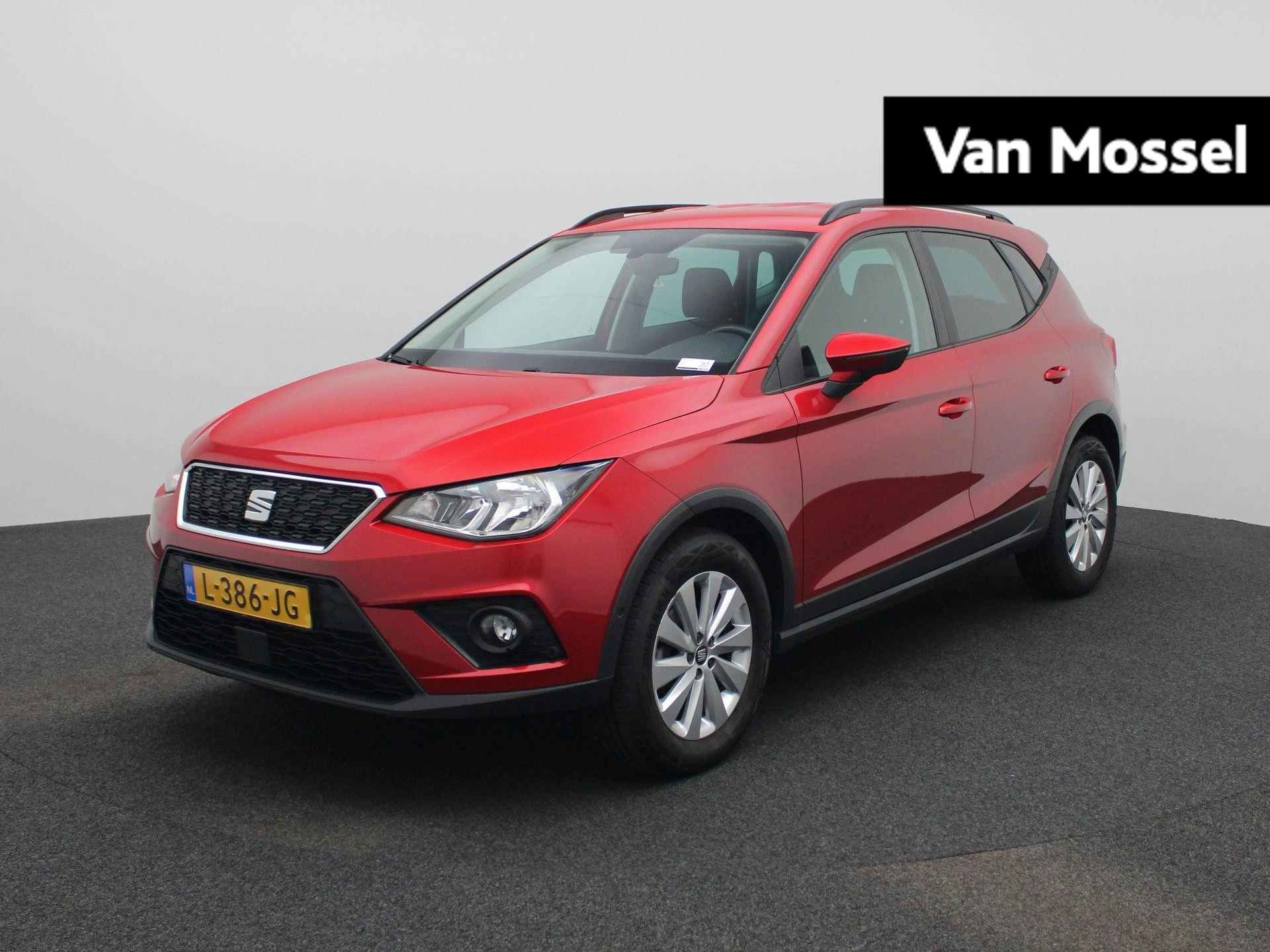 SEAT Arona met kenteken L-386-JG – autofoto 2