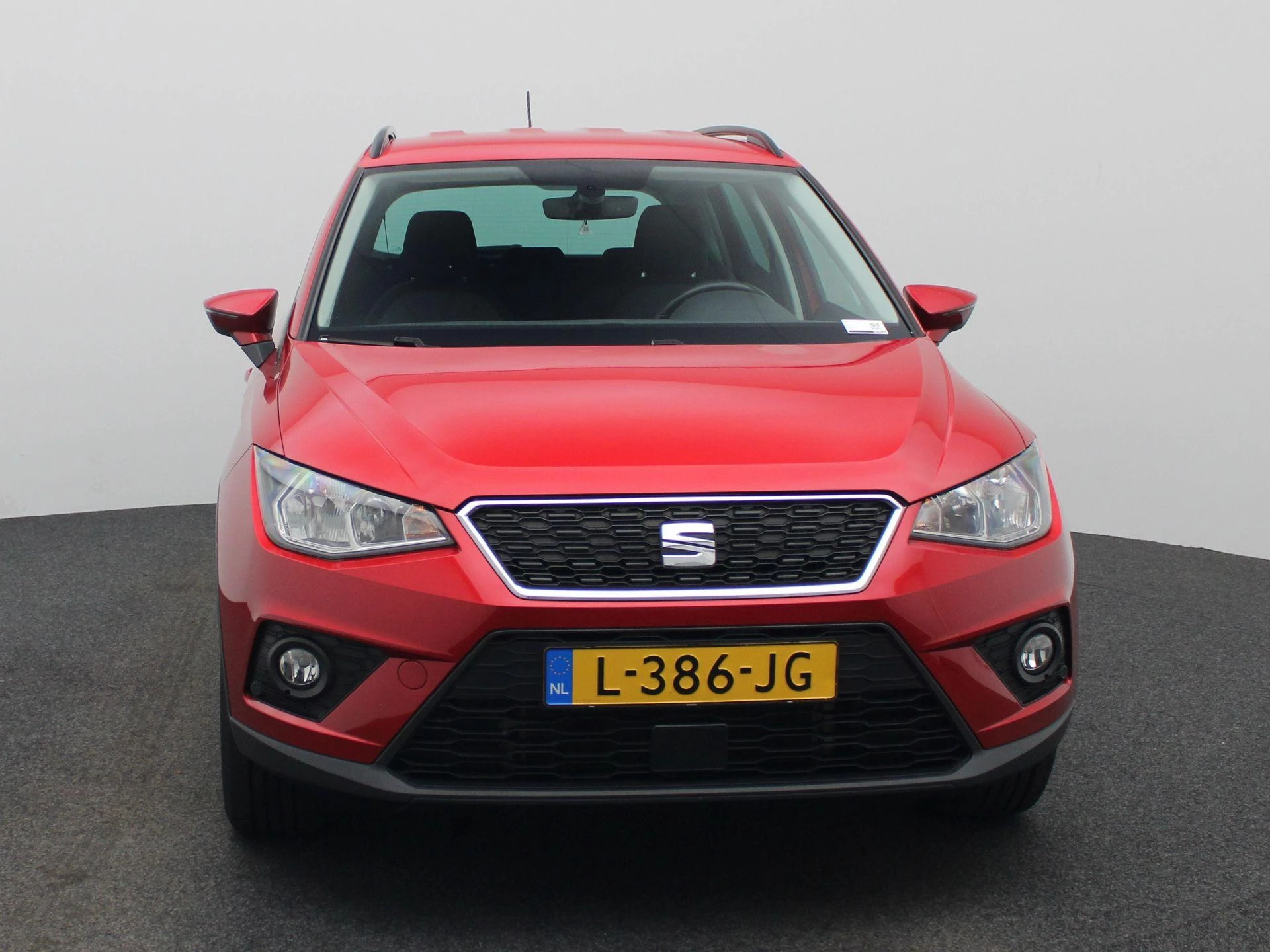 SEAT Arona met kenteken L-386-JG – autofoto 4