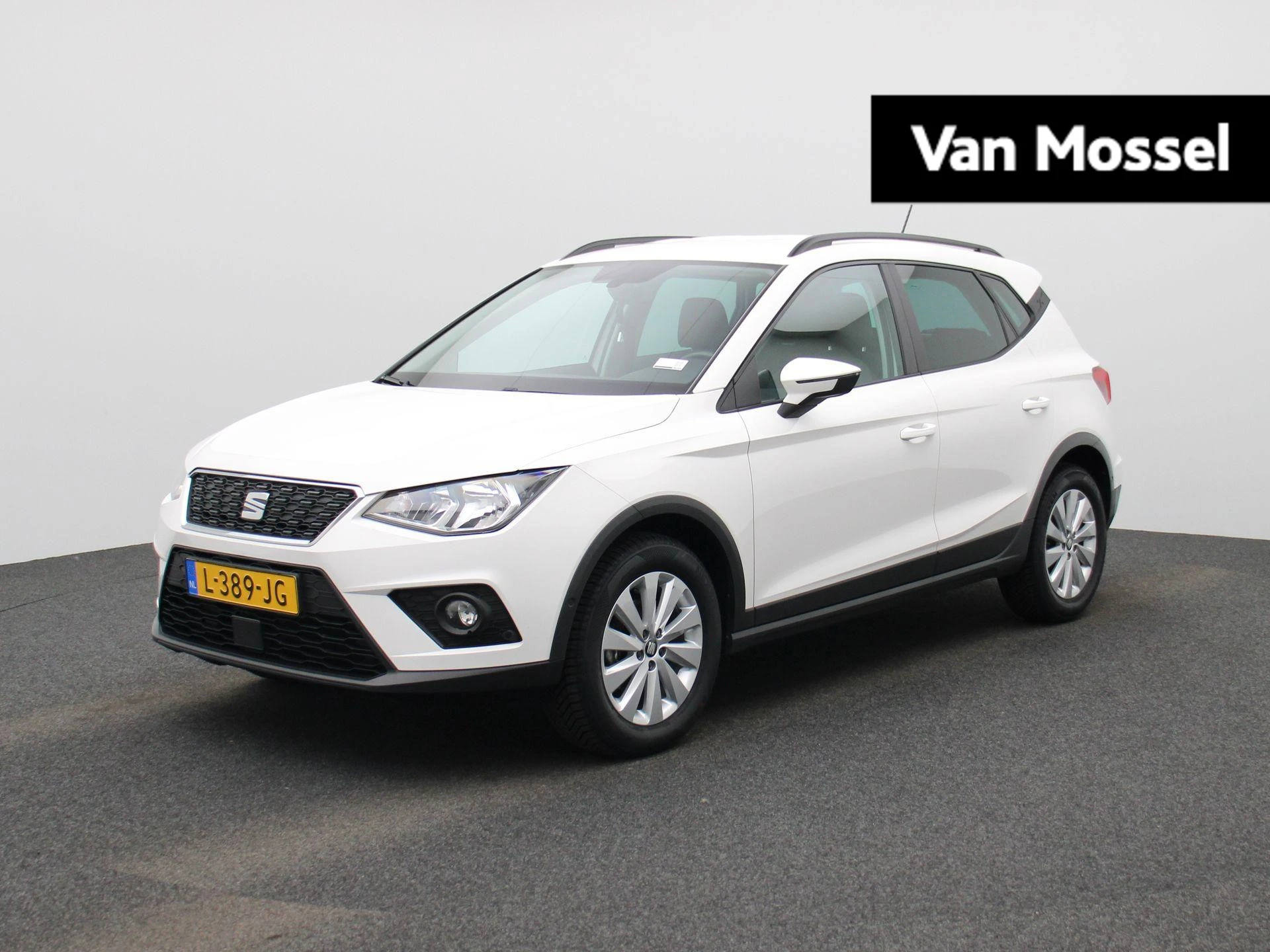 SEAT Arona met kenteken L-389-JG – autofoto 2