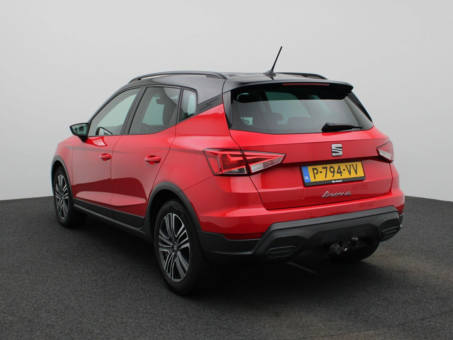 SEAT Arona met kenteken P-794-VV – autofoto 3