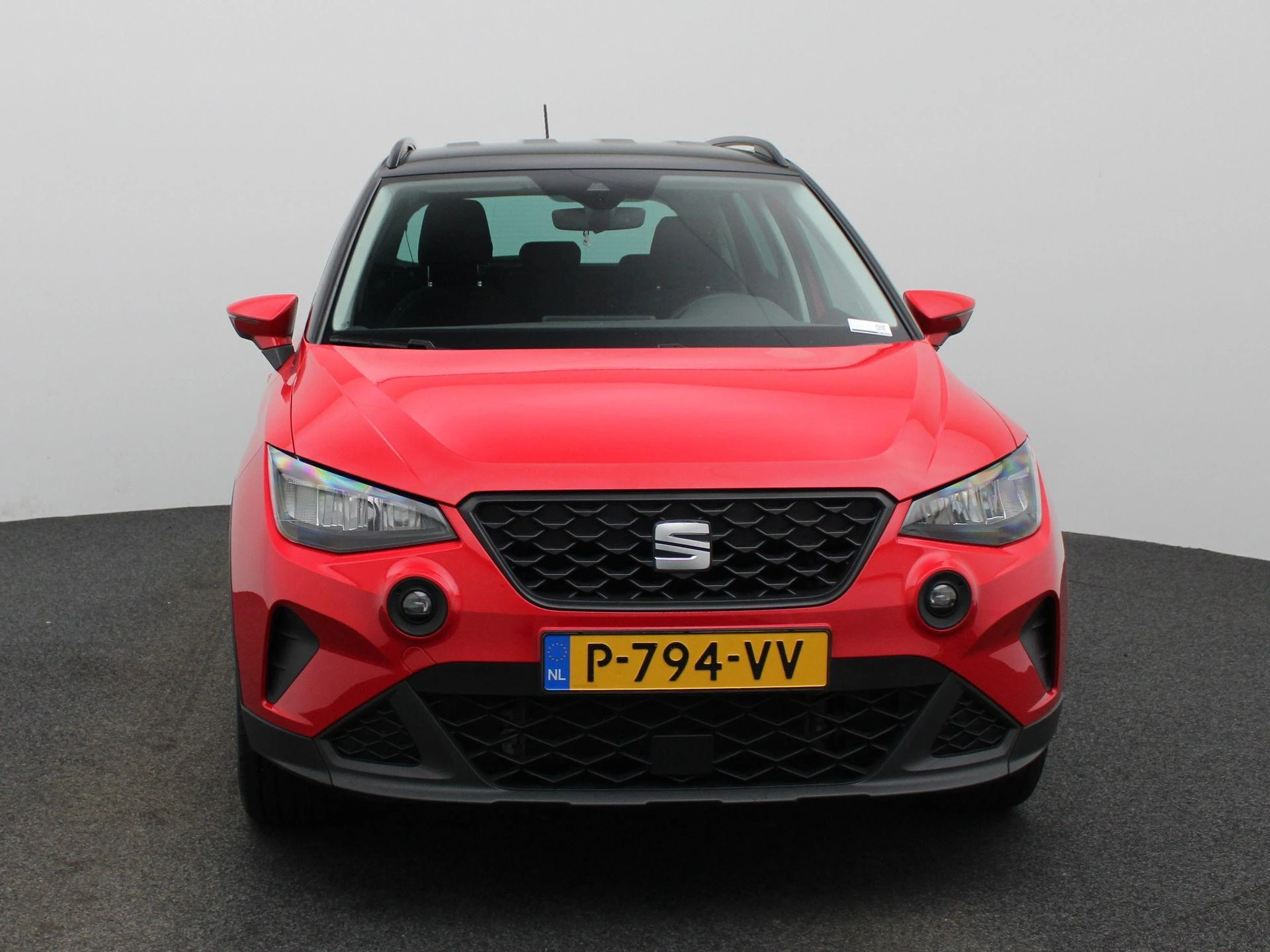 SEAT Arona met kenteken P-794-VV – autofoto 4