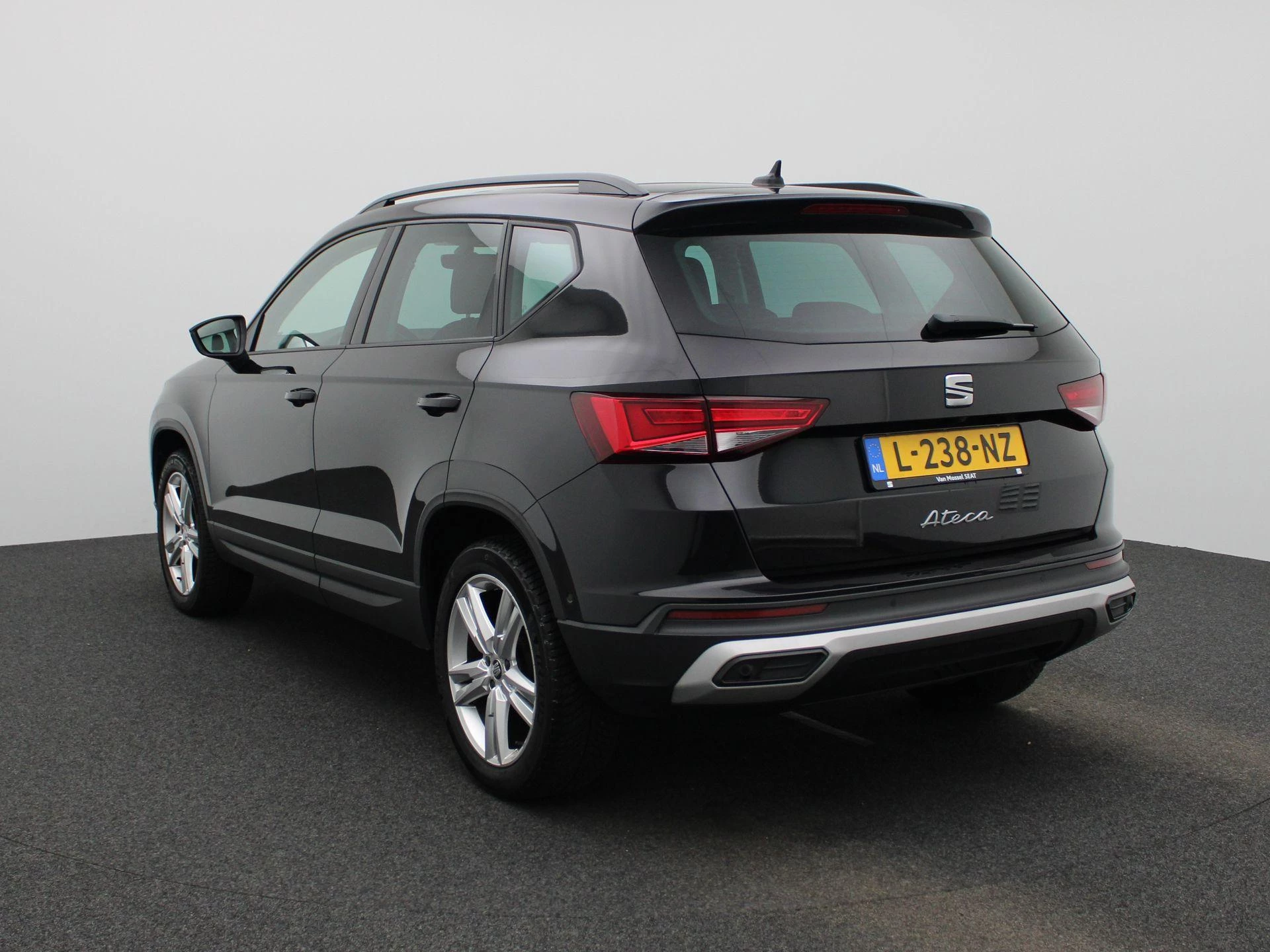 SEAT Ateca met kenteken L-238-NZ – autofoto 5