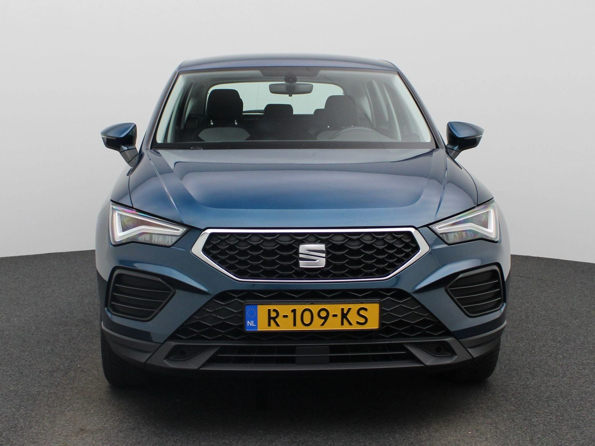 SEAT Ateca met kenteken R-109-KS – autofoto 4