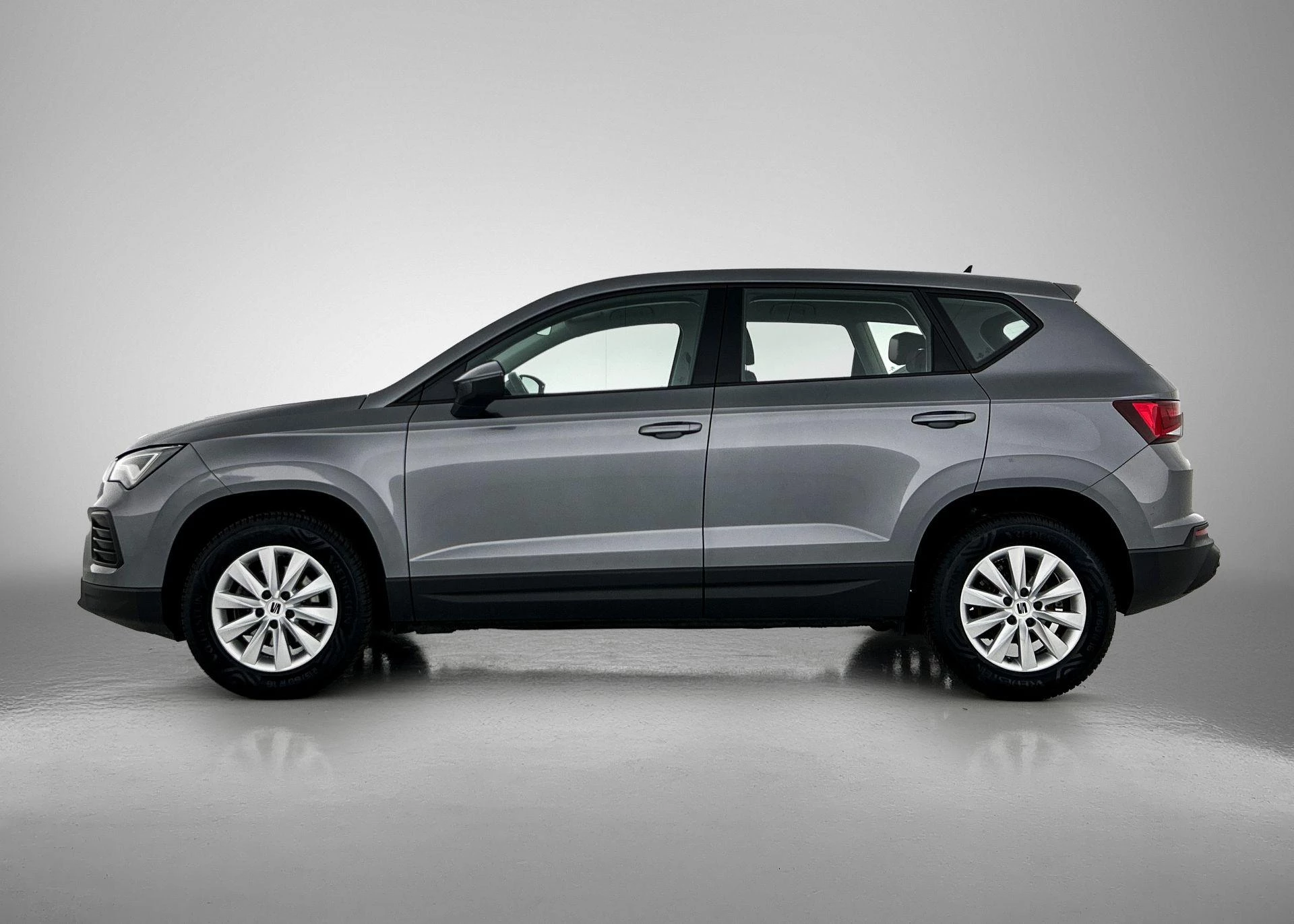 SEAT Ateca met kenteken R-474-HZ – autofoto 4