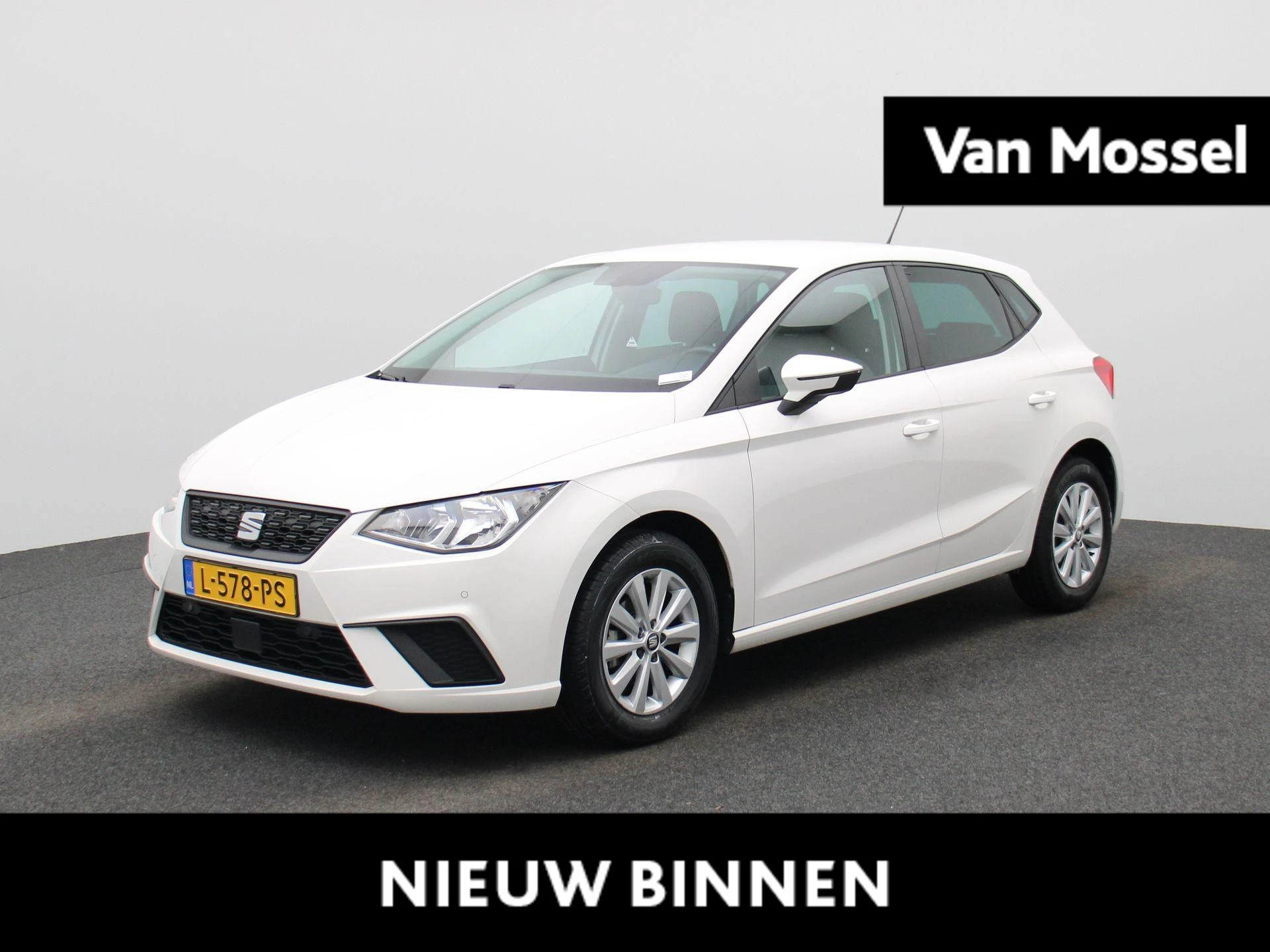 SEAT Ibiza met kenteken L-578-PS – autofoto 2