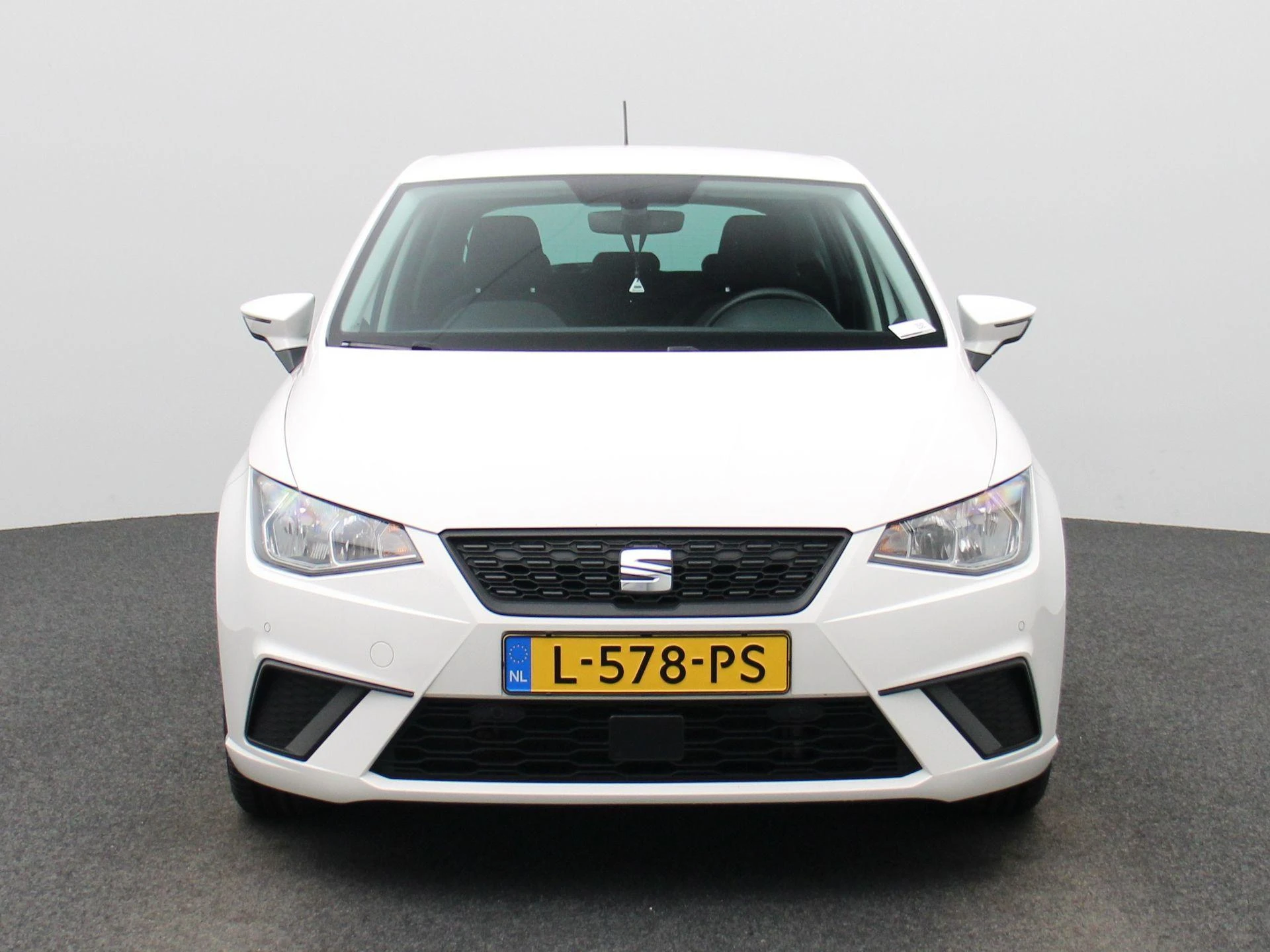 SEAT Ibiza met kenteken L-578-PS – autofoto 4