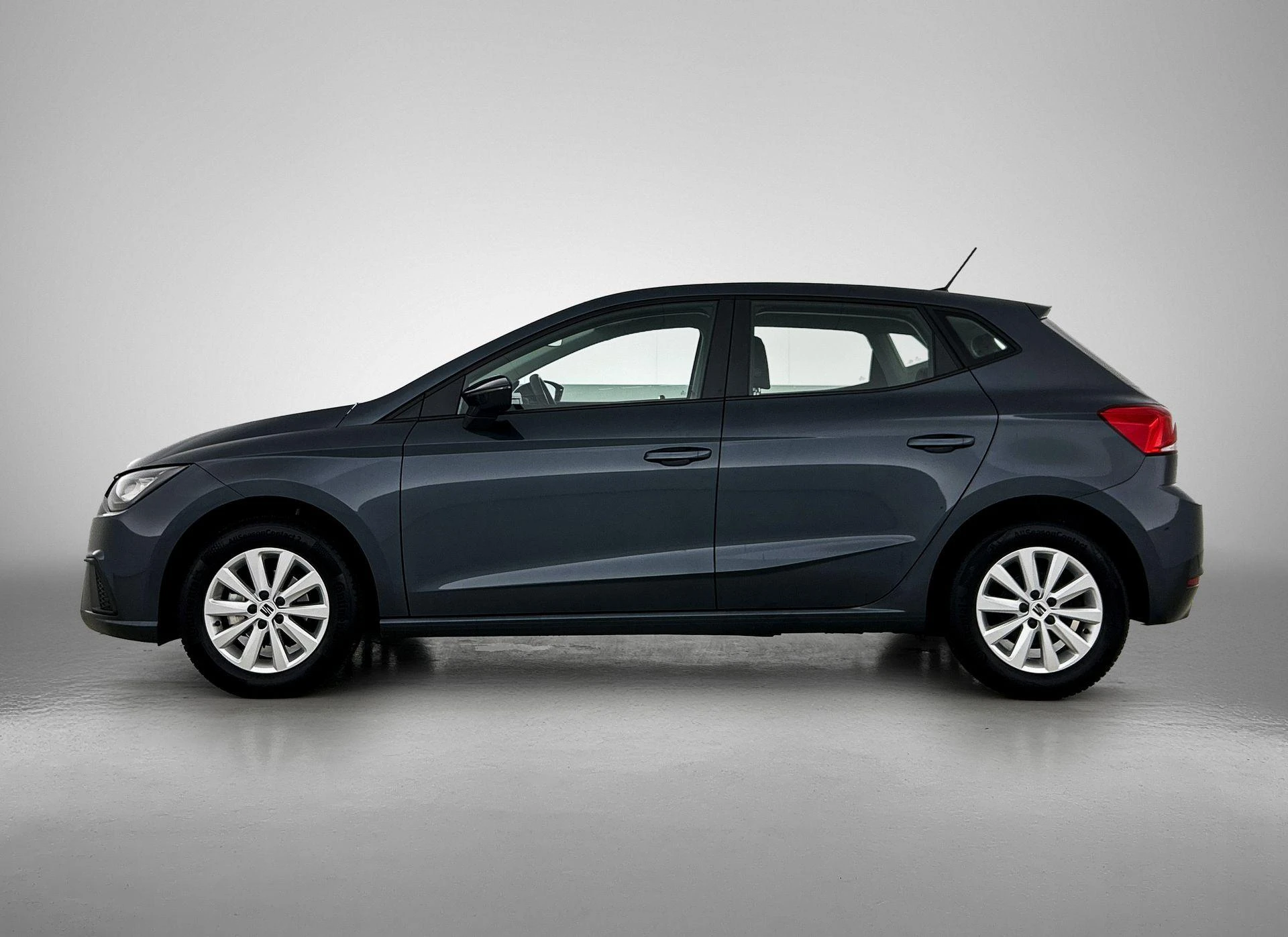 SEAT Ibiza met kenteken P-675-XG – autofoto 4