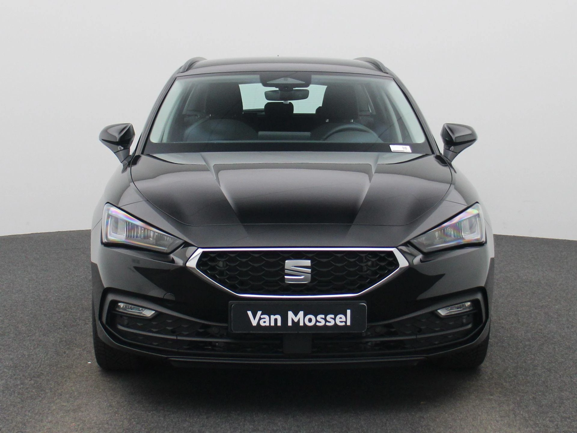 SEAT Leon met kenteken 04100 – autofoto 4