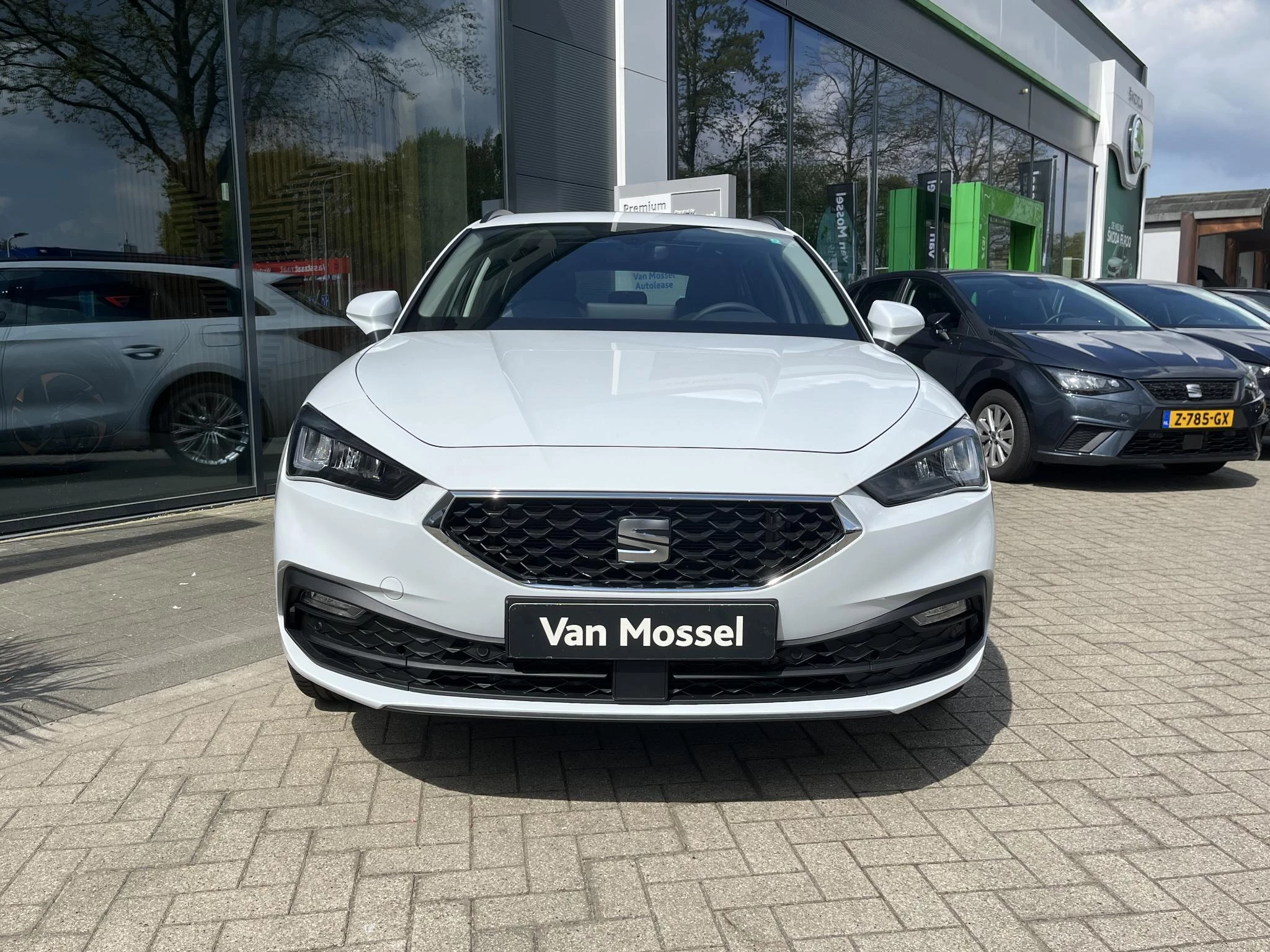 SEAT Leon met kenteken HZK-77-G – autofoto 5
