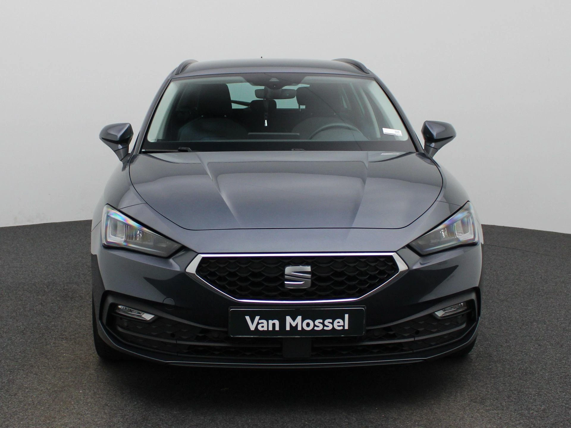SEAT Leon met kenteken KXT-34-L – autofoto 4