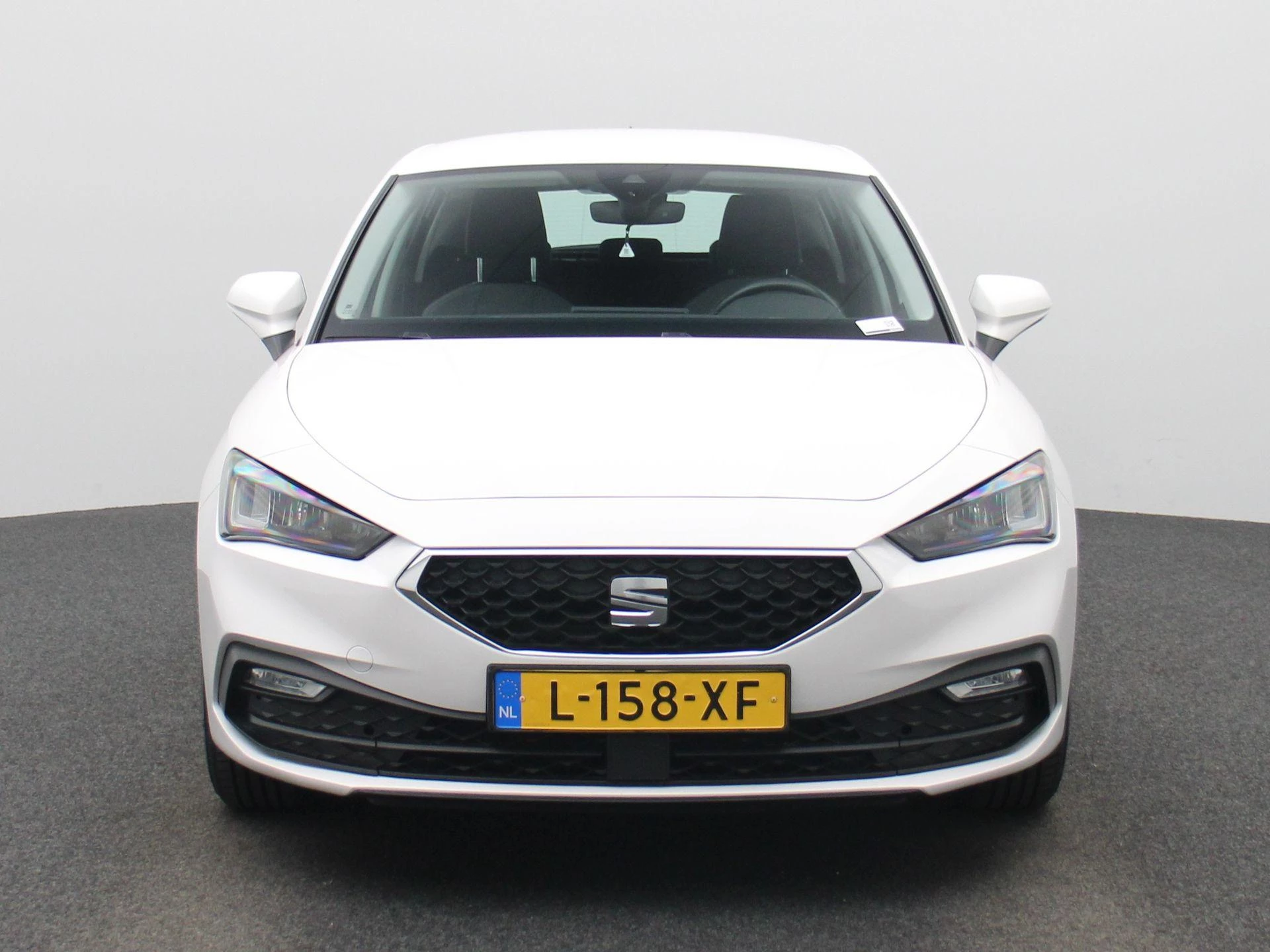 SEAT Leon met kenteken L-158-XF – autofoto 4