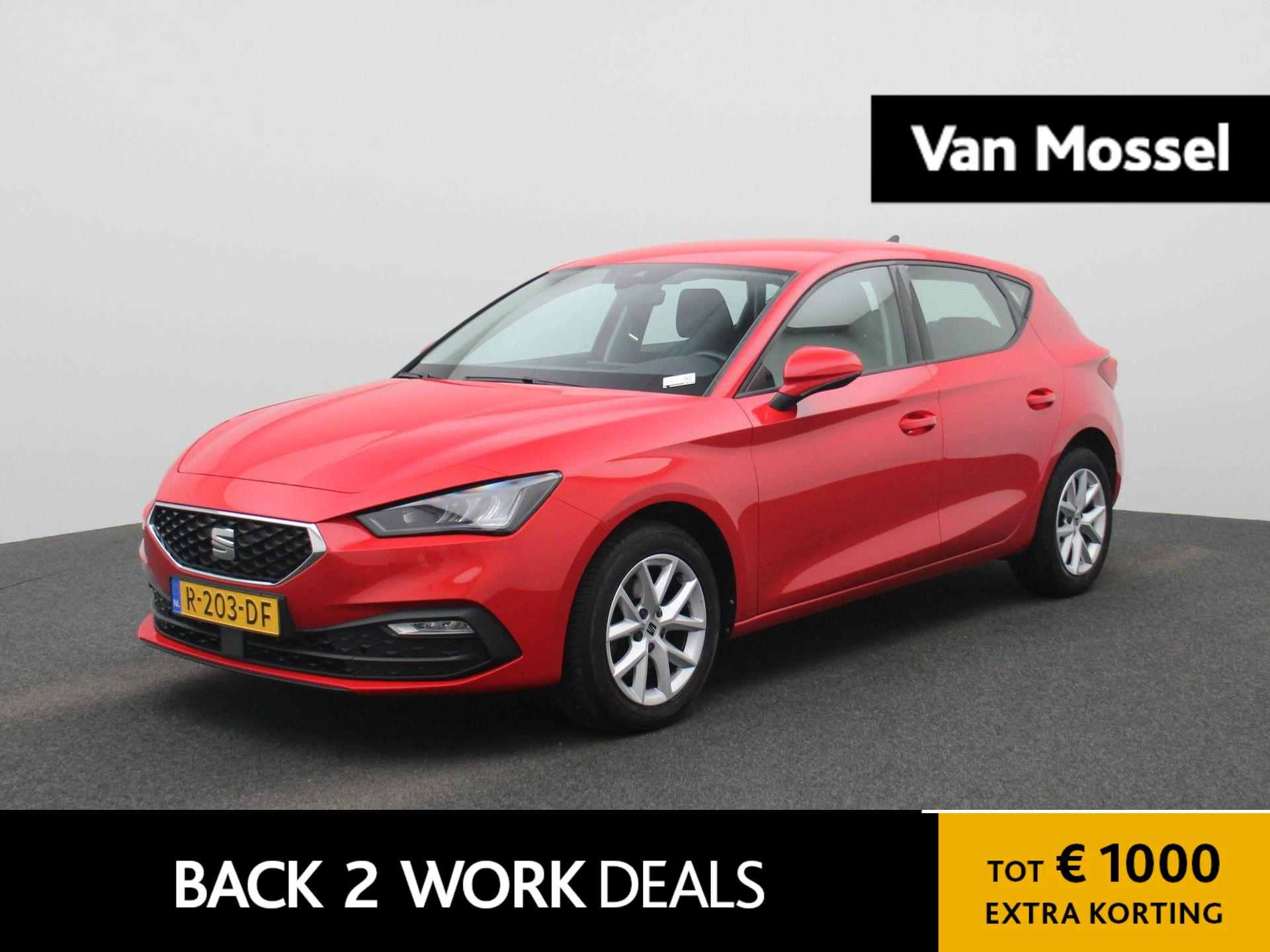 SEAT Leon met kenteken R-203-DF – autofoto 2