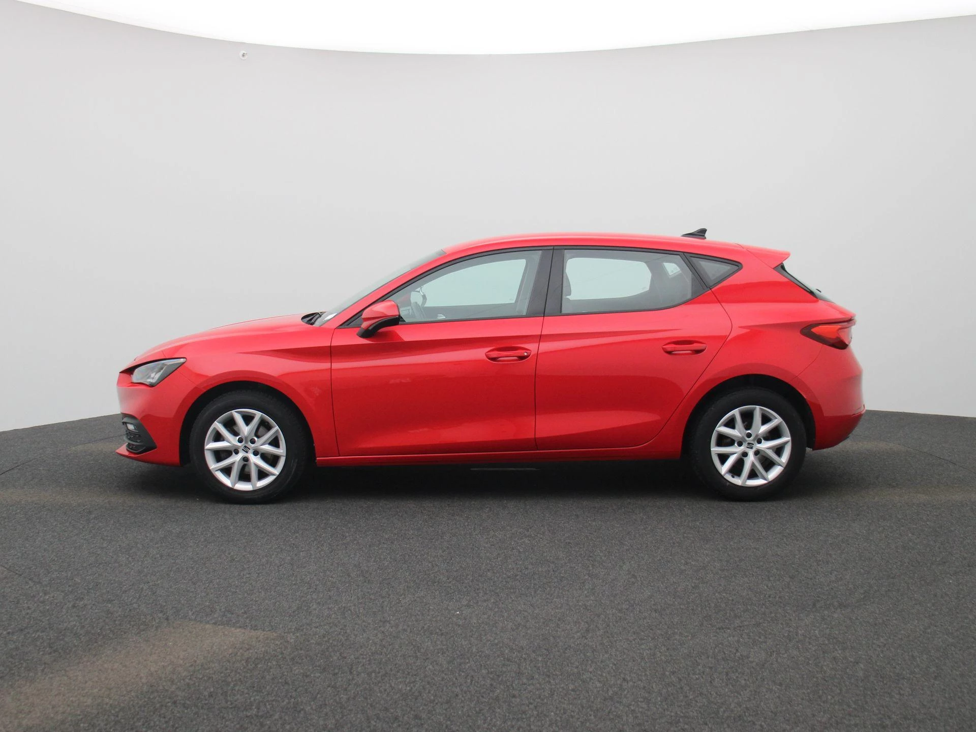 SEAT Leon met kenteken R-203-DF – autofoto 5