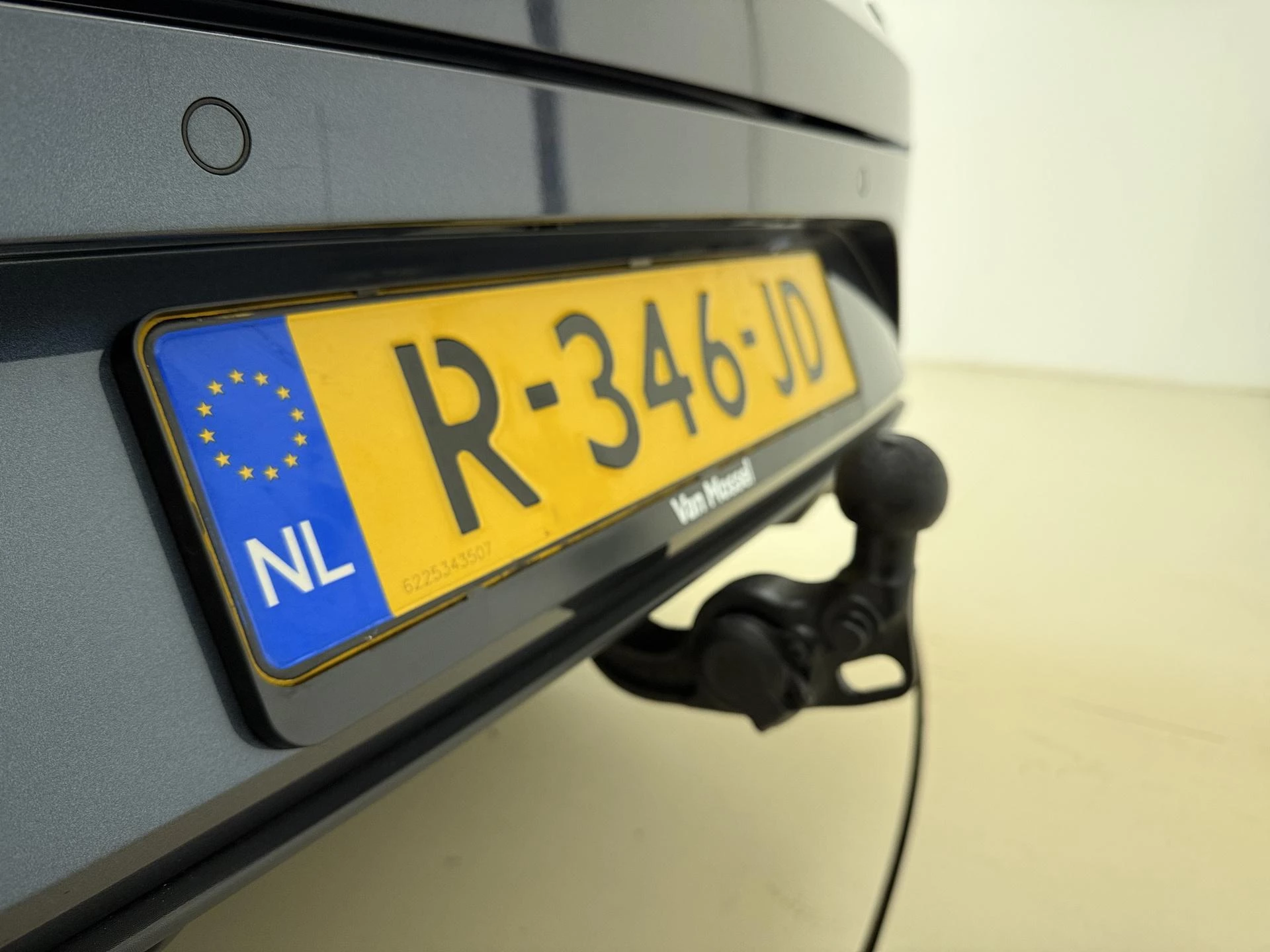 SEAT Leon met kenteken R-346-JD – autofoto 5