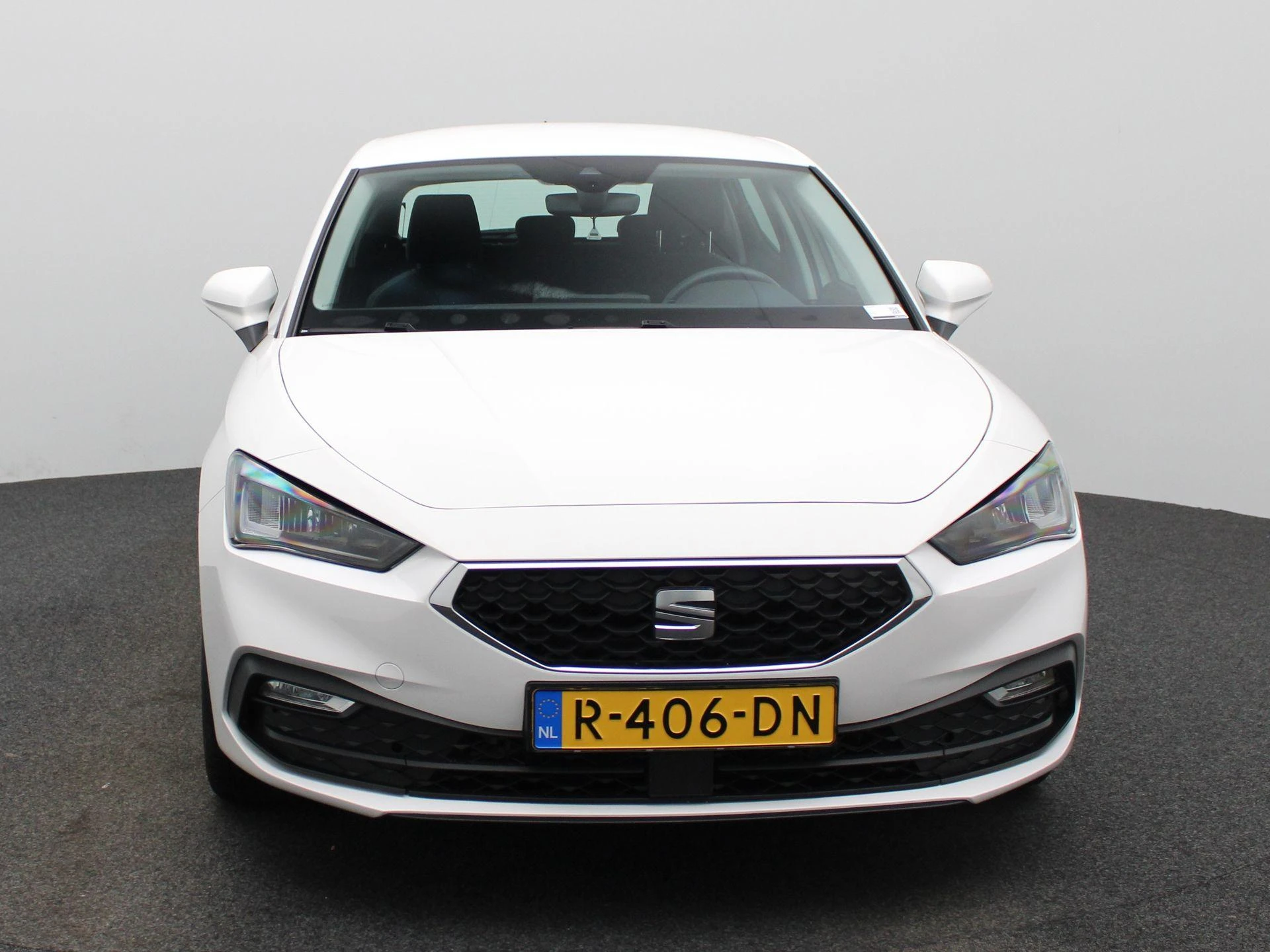 SEAT Leon met kenteken R-406-DN – autofoto 4