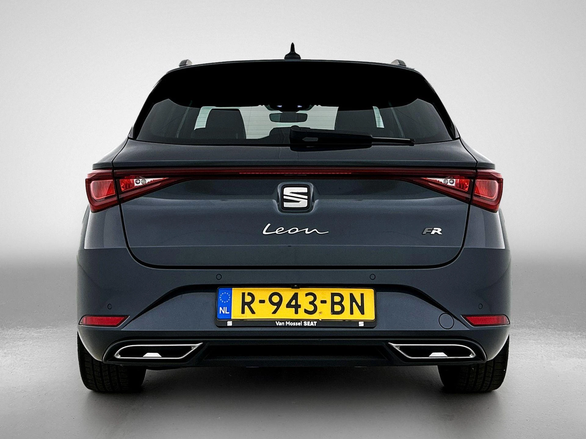 SEAT Leon met kenteken R-943-BN – autofoto 5