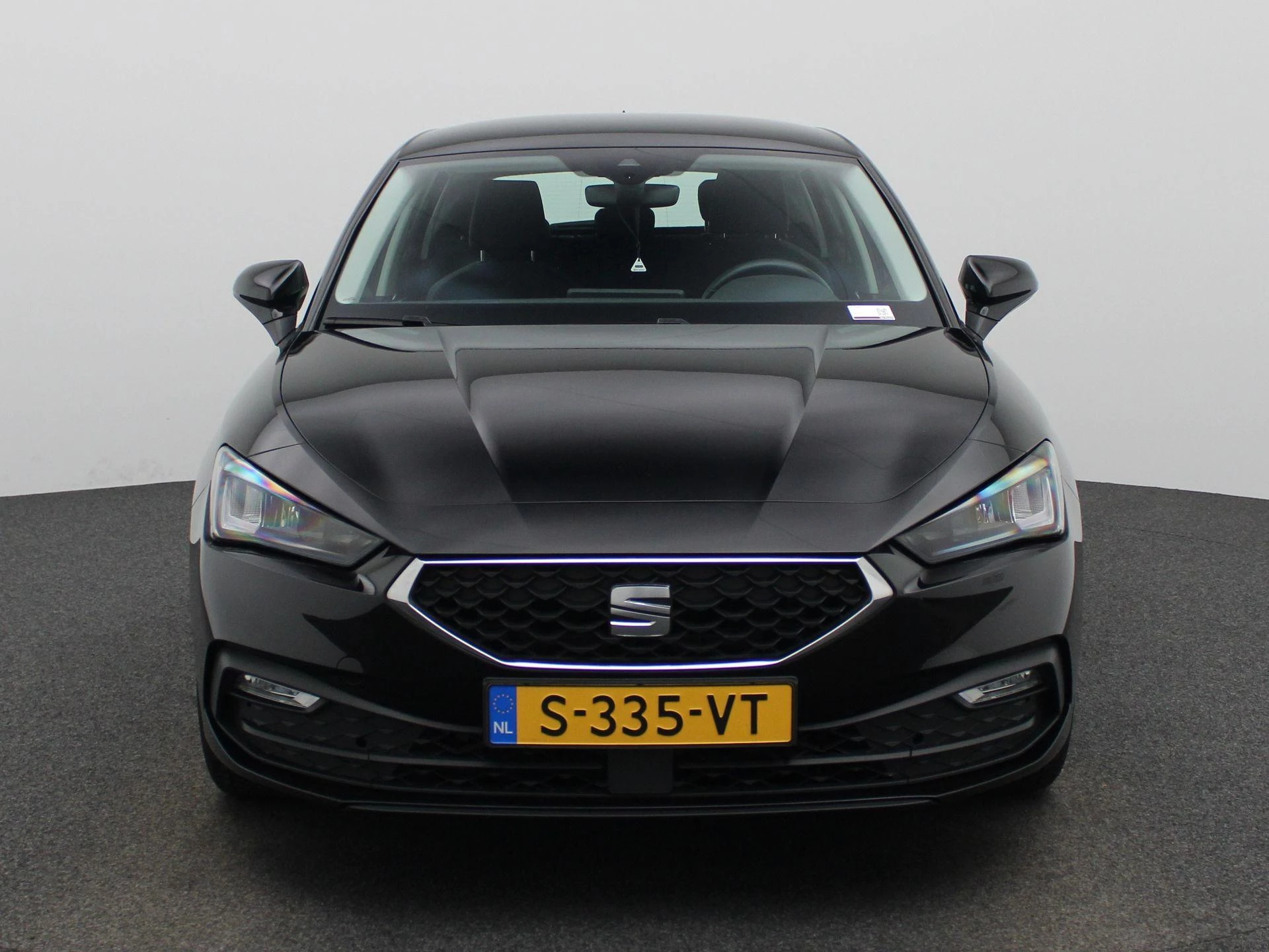 SEAT Leon met kenteken S-335-VT – autofoto 4