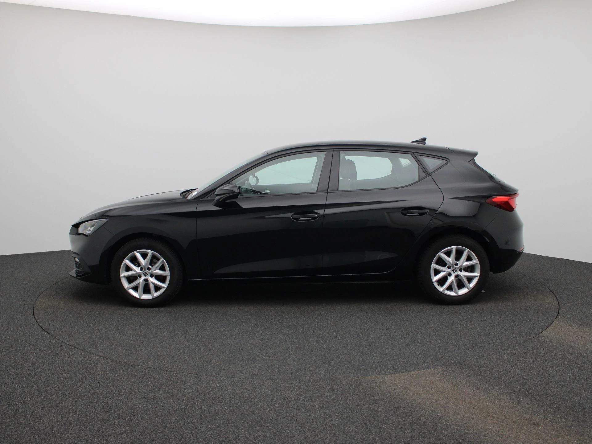 SEAT Leon met kenteken S-335-VT – autofoto 5