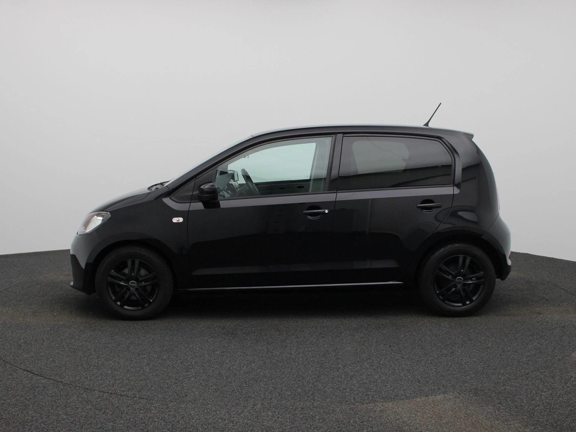 Skoda Citigo met kenteken 50100 – autofoto 5