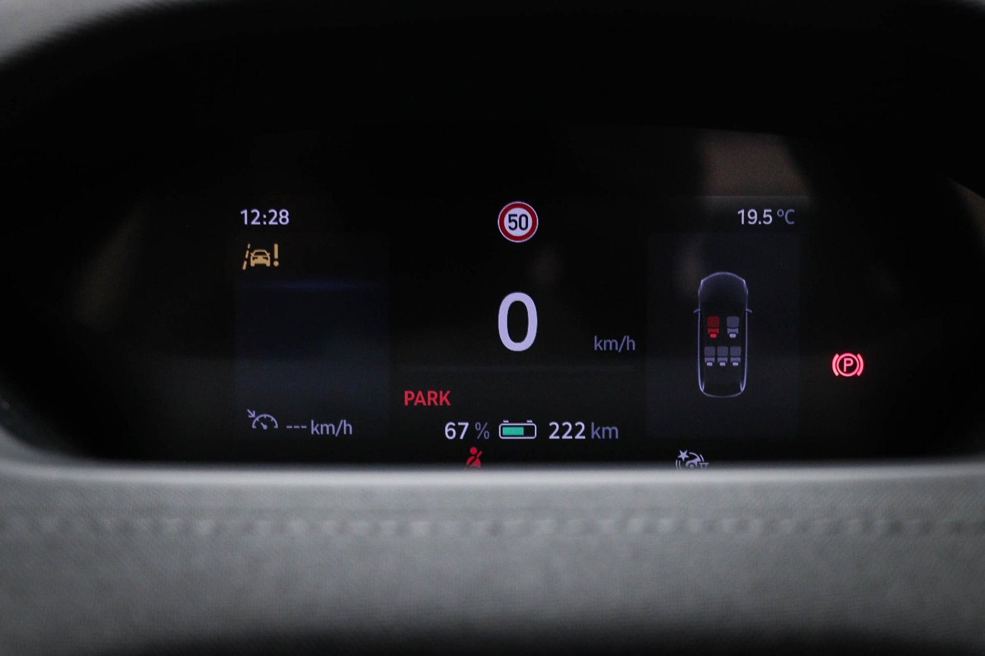 Skoda Elroq met kenteken HRX-48-Z – autofoto 5