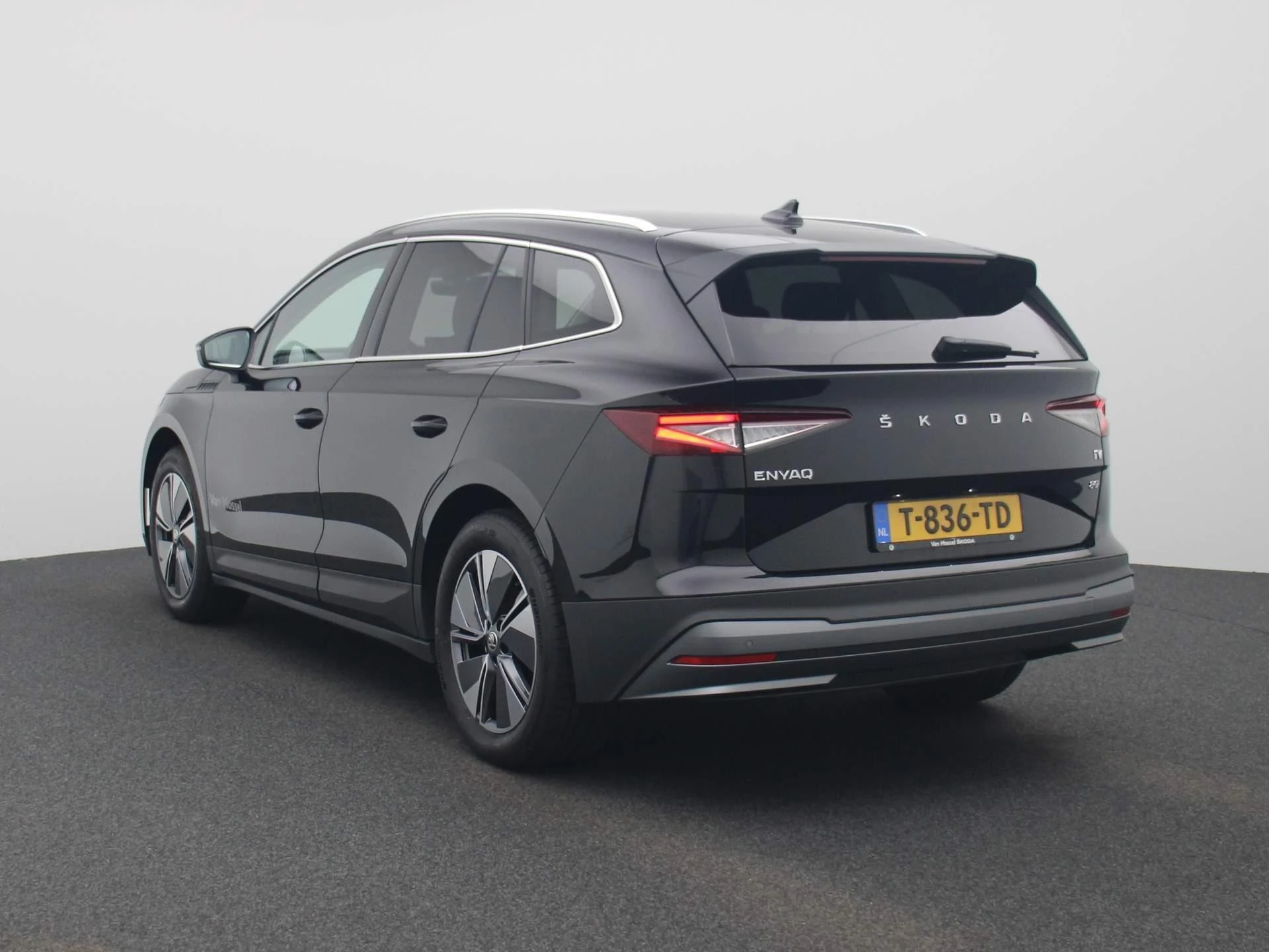 Skoda EnyaqiV – autofoto 3