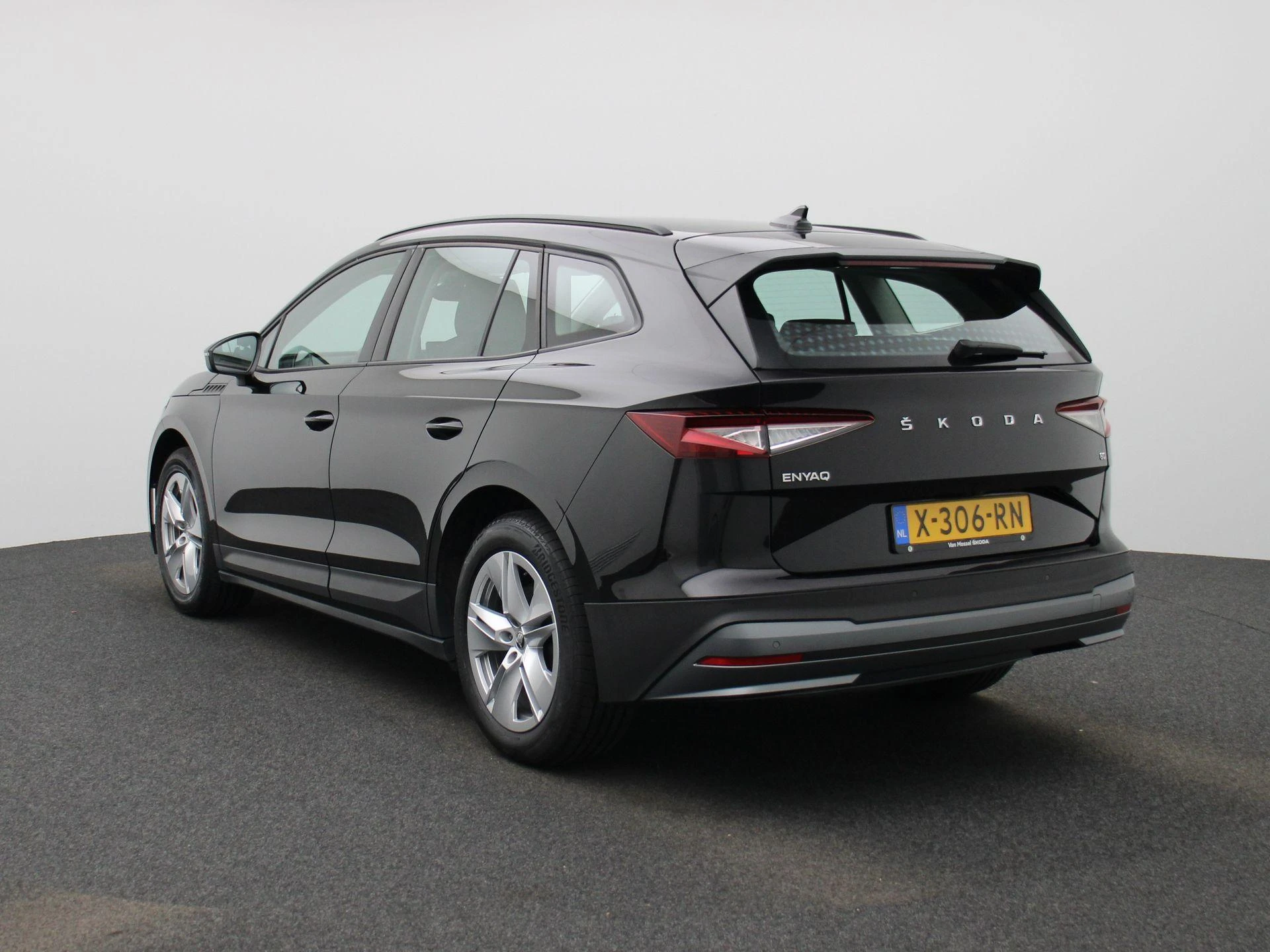 Skoda EnyaqiV – autofoto 3