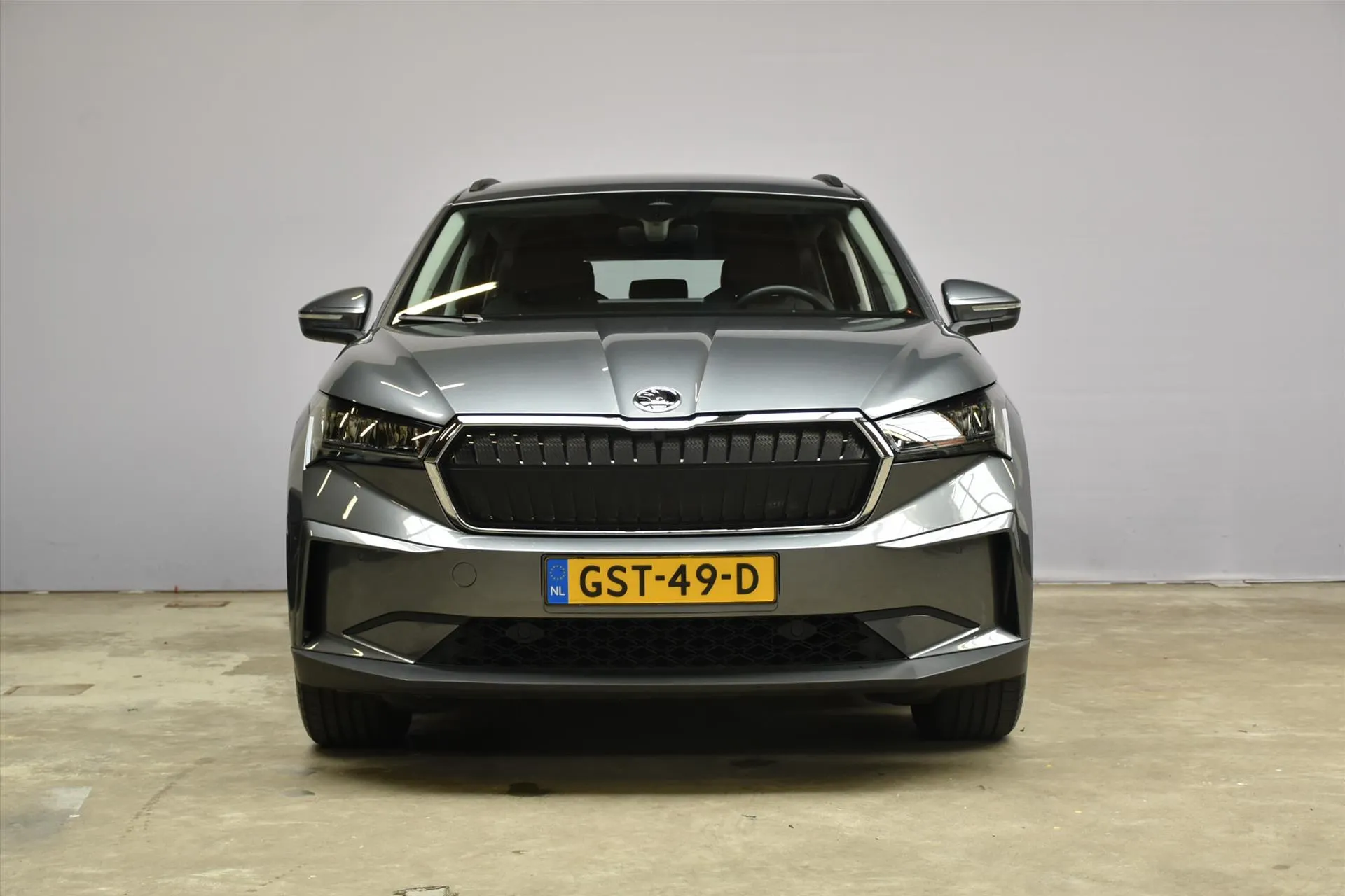 Skoda EnyaqiV met kenteken GST-49-D – autofoto 2