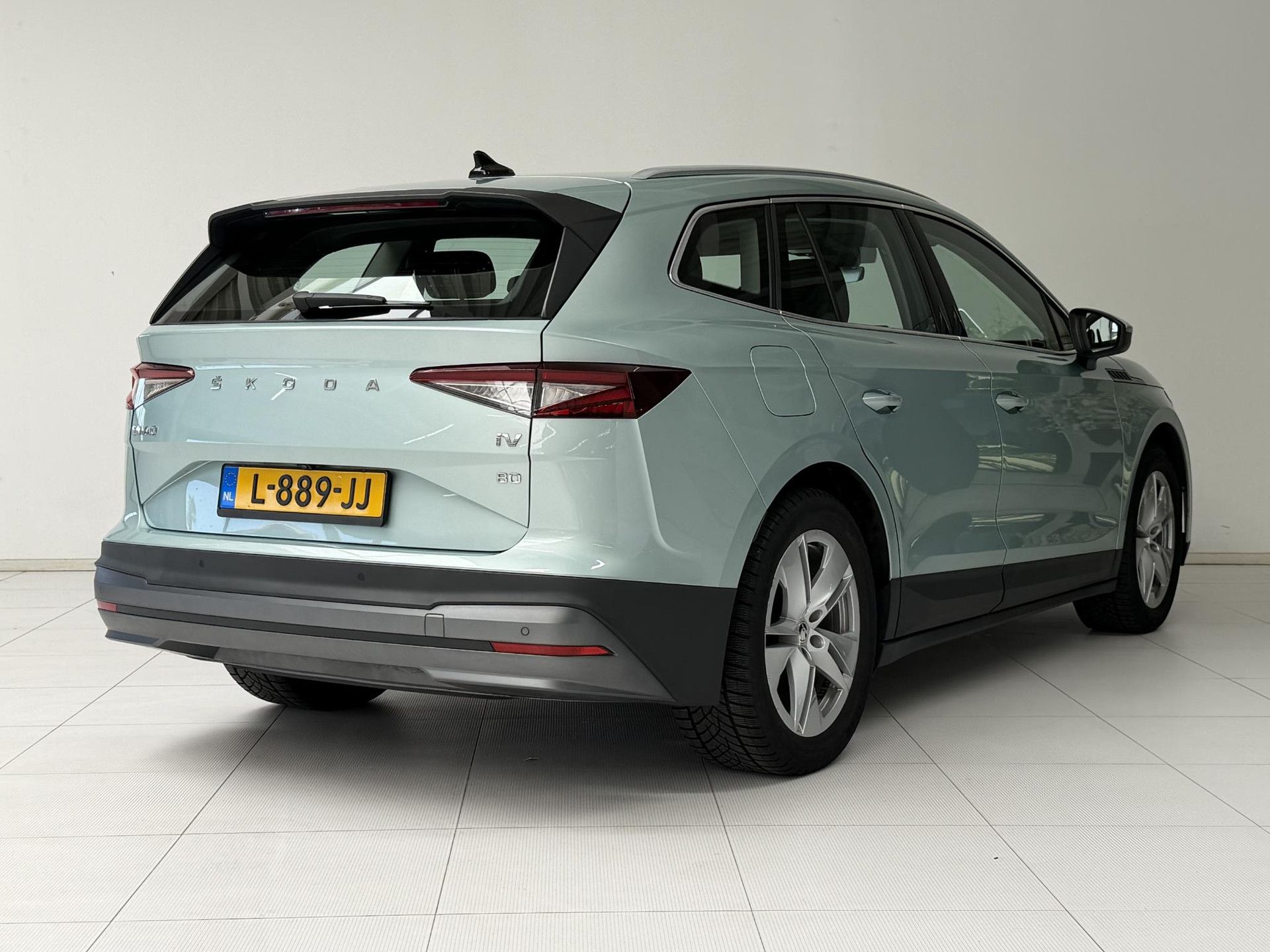 Skoda EnyaqiV met kenteken L-889-JJ – autofoto 2