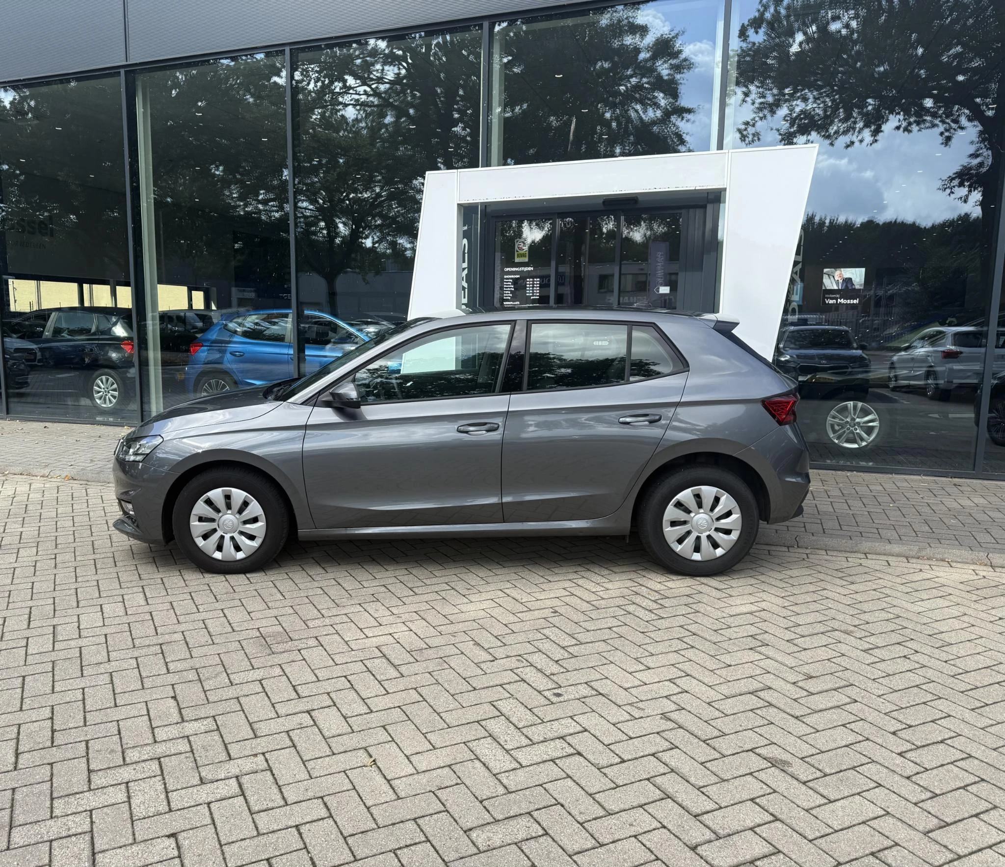 Skoda Fabia met kenteken HNS-94-H – autofoto 4