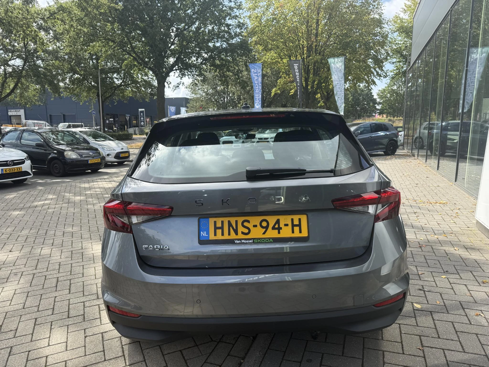 Skoda Fabia met kenteken HNS-94-H – autofoto 5