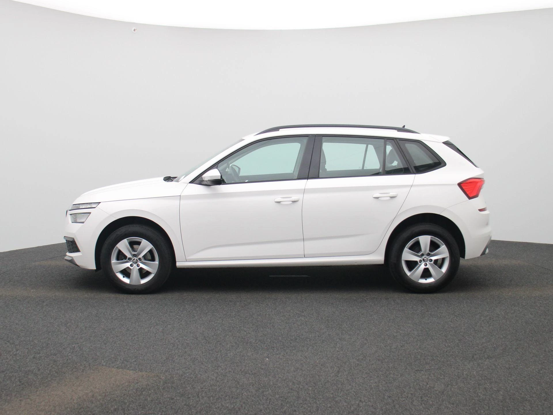 Skoda Kamiq met kenteken N-335-TT – autofoto 5